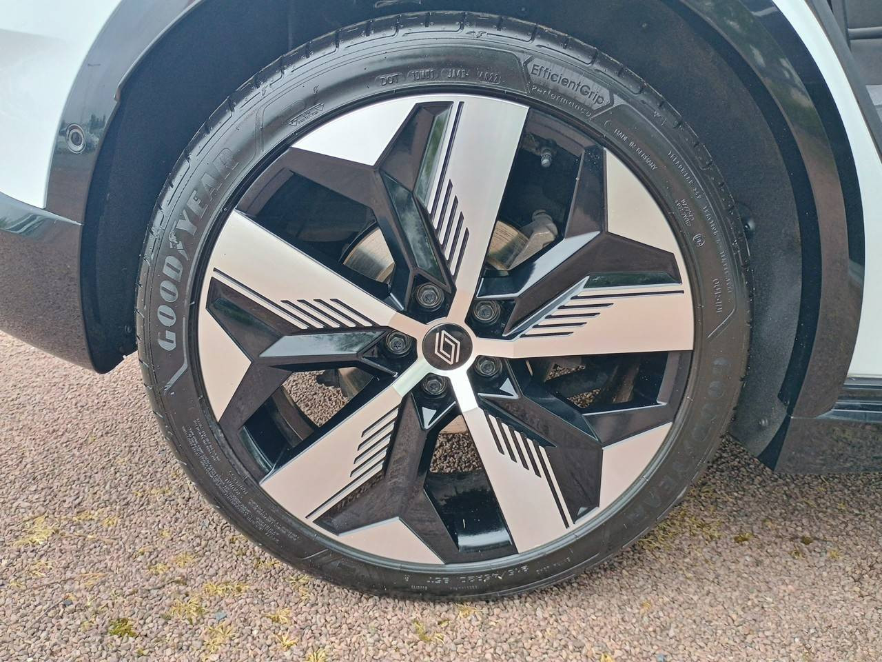 Vente en ligne Renault Megane E-Tech  EV60 220 ch super charge au prix de 26 490 €