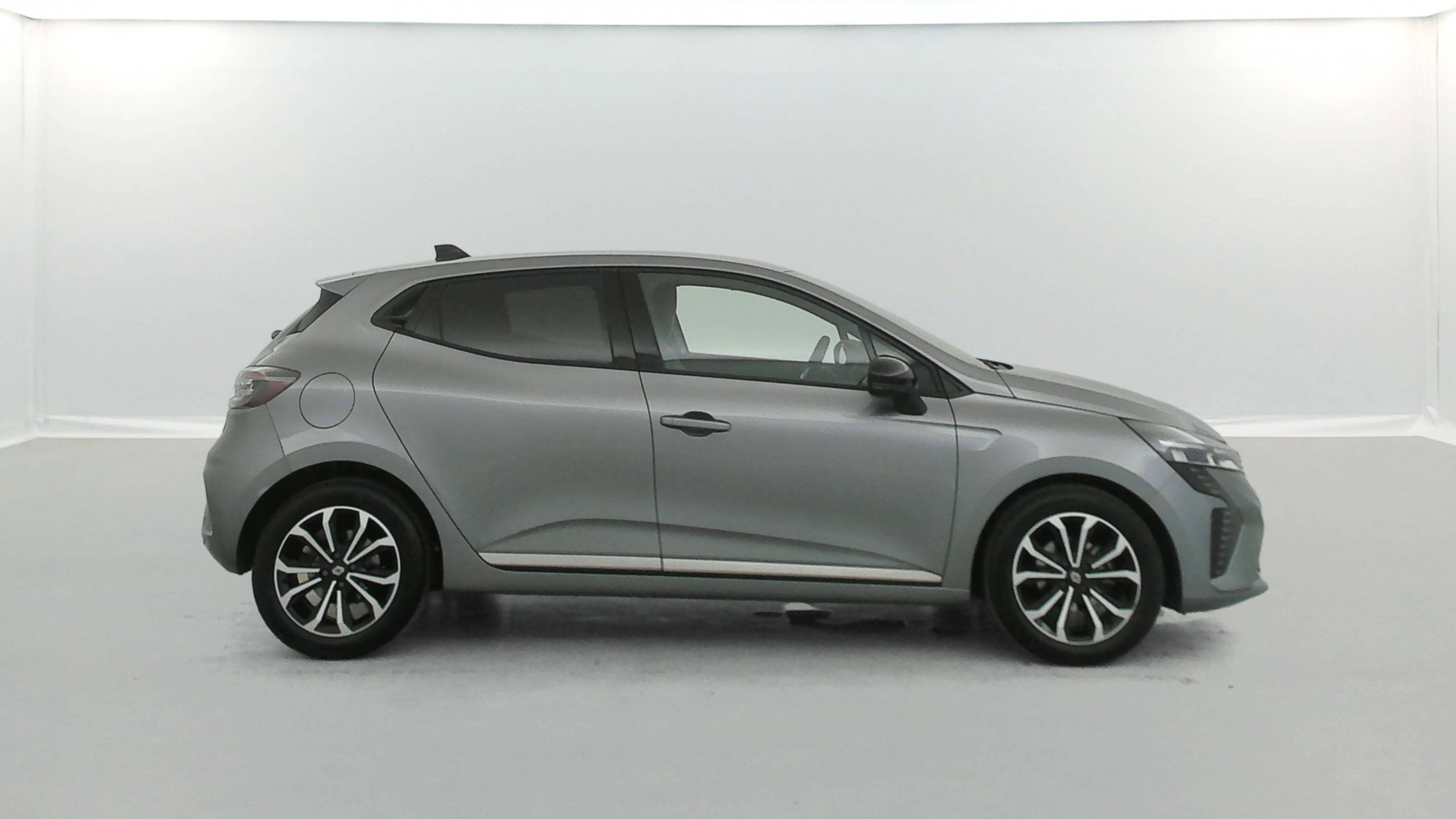 Vente en ligne Renault Clio 5 Clio TCe 90 ch GSR2 au prix de 18 490 €