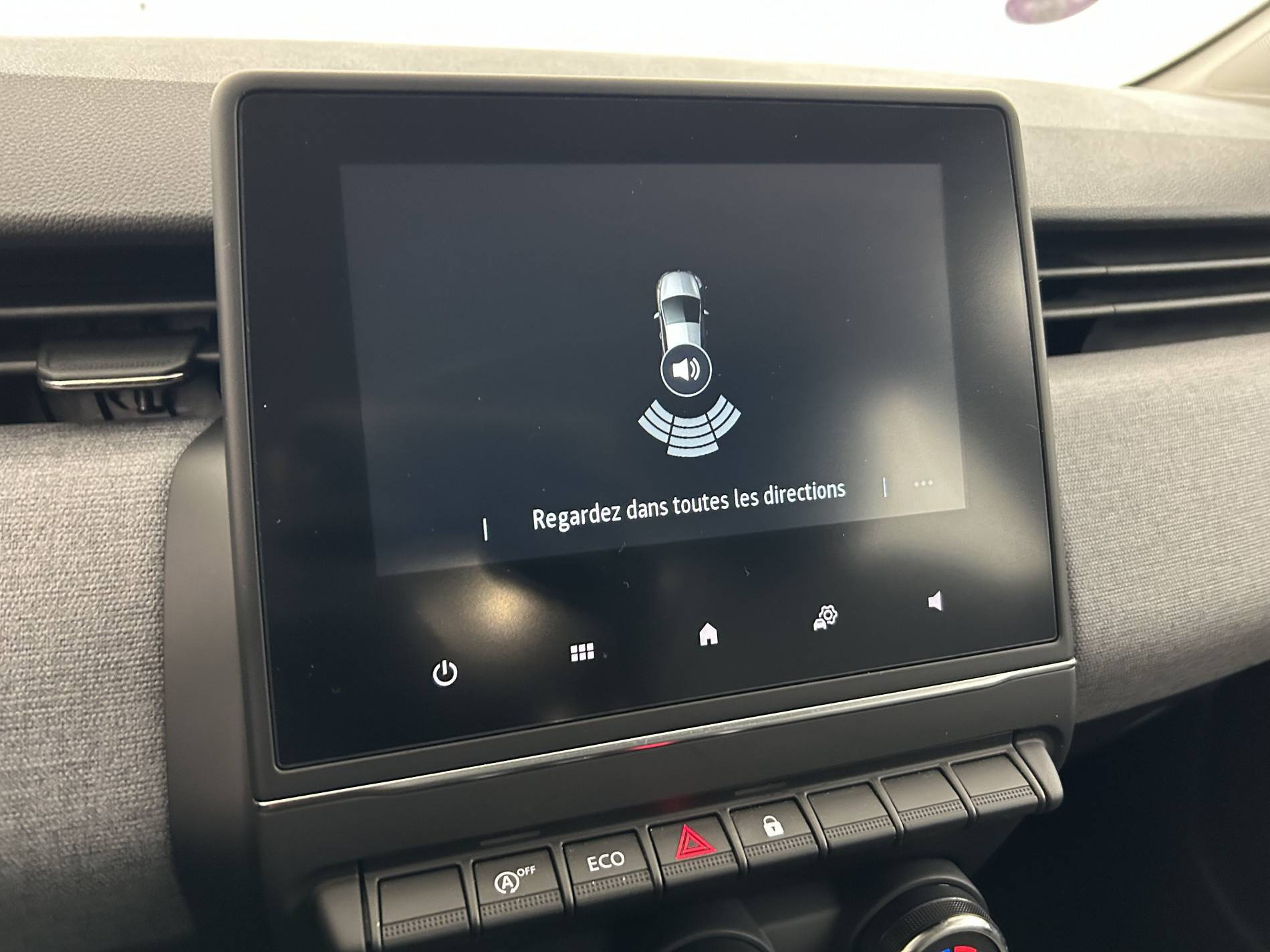 Vente en ligne Renault Clio 5 Clio Eco-G 100 ch GSR2 au prix de 16 290 €