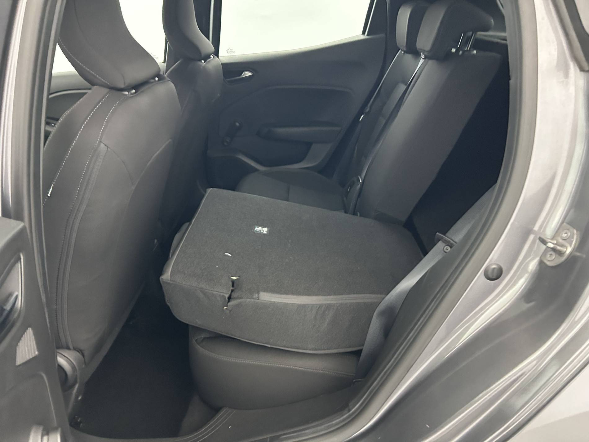 Vente en ligne Renault Clio 5 Clio TCe 90 au prix de 14 550 €