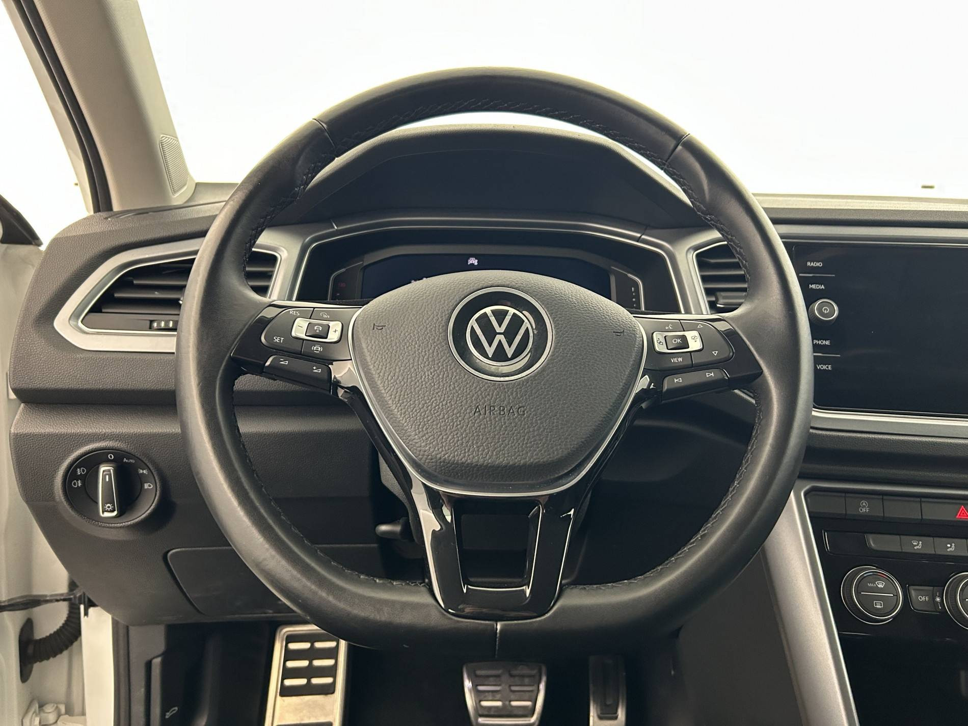 Vente en ligne Volkswagen T-Roc  1.5 TSI 150 EVO Start/Stop DSG7 au prix de 21 990 €
