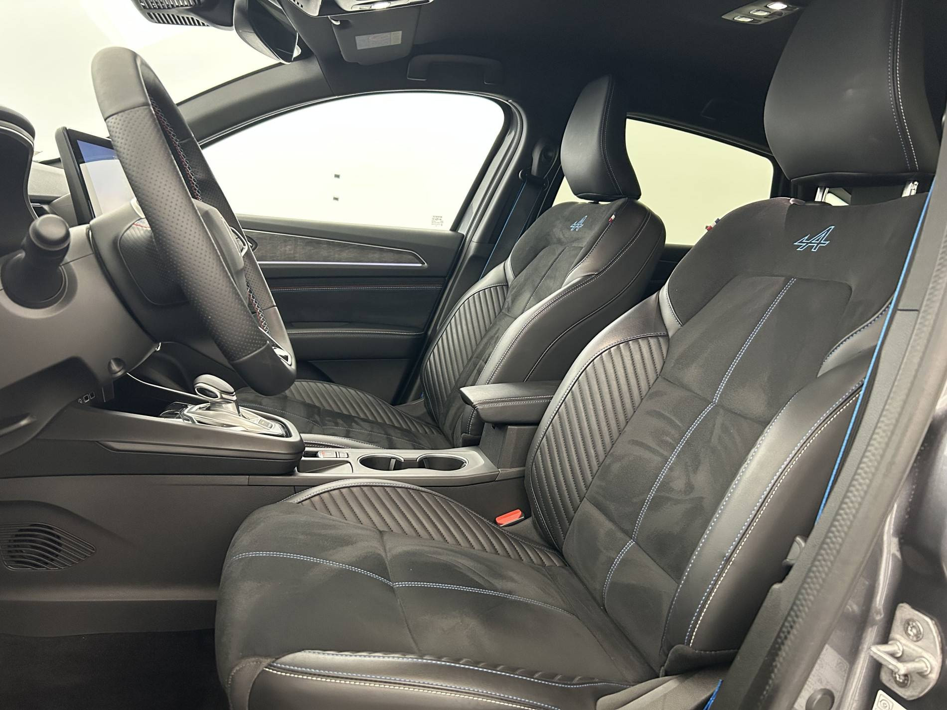 Vente en ligne Renault Arkana  E-Tech full hybrid 145 GSR2 au prix de 27 990 €