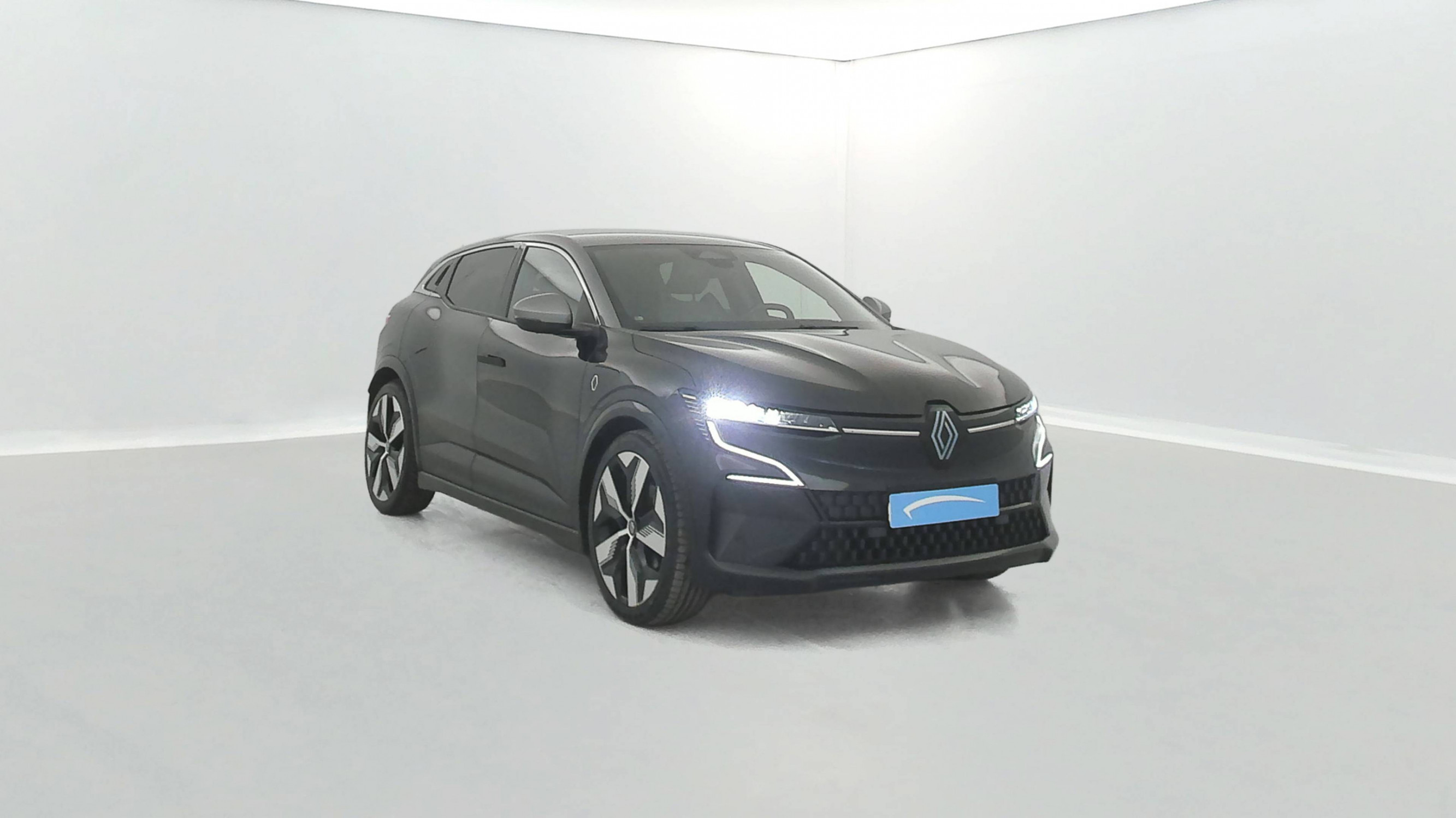 Vente en ligne Renault Megane E-Tech  EV60 220 ch super charge au prix de 21 990 €