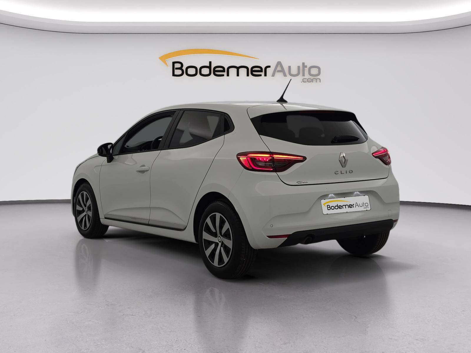 Vente en ligne Renault Clio 5 Clio TCe 90 au prix de 13 900 €