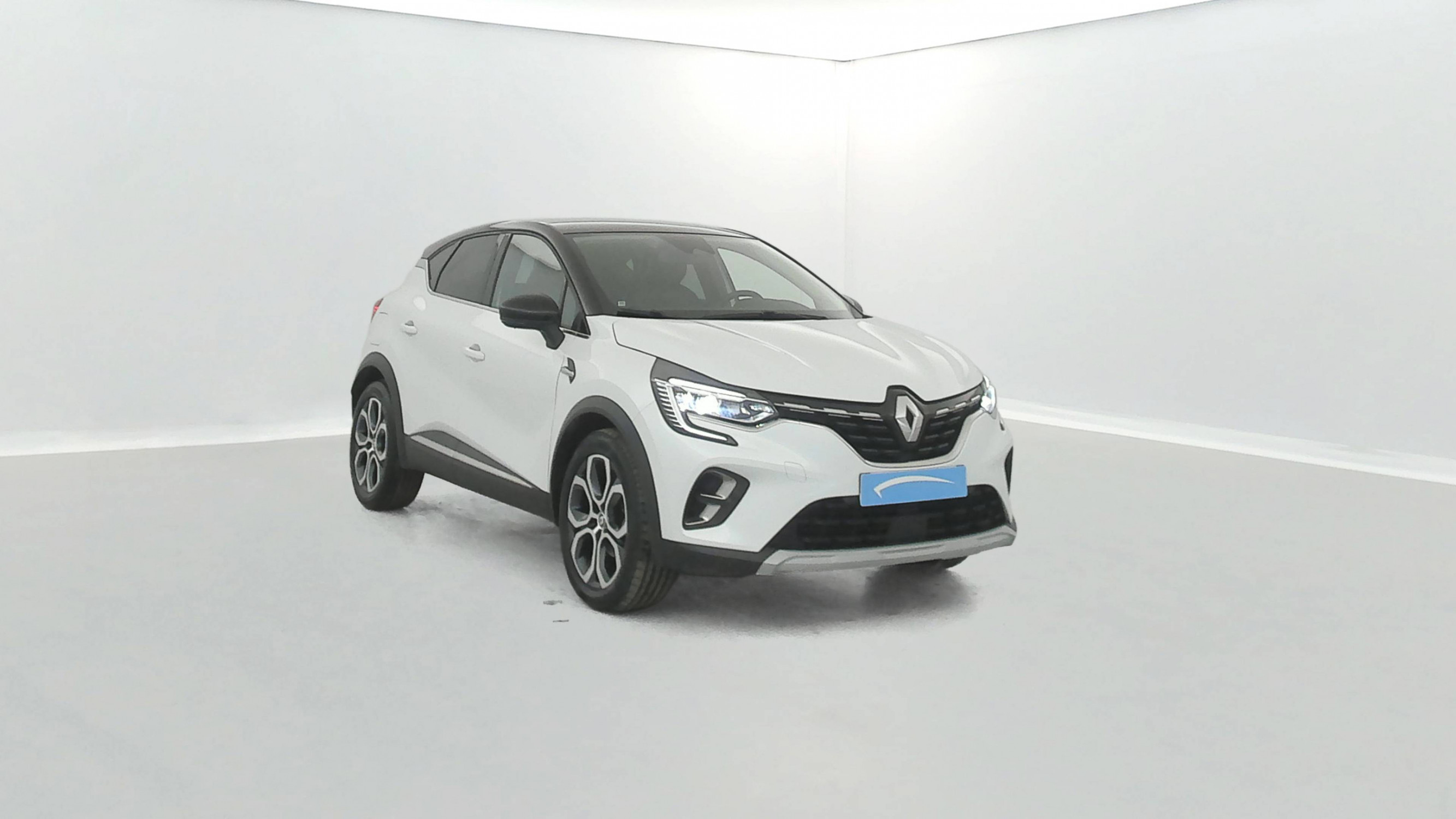 Vente en ligne Renault Captur  mild hybrid 160 EDC au prix de 19 990 €