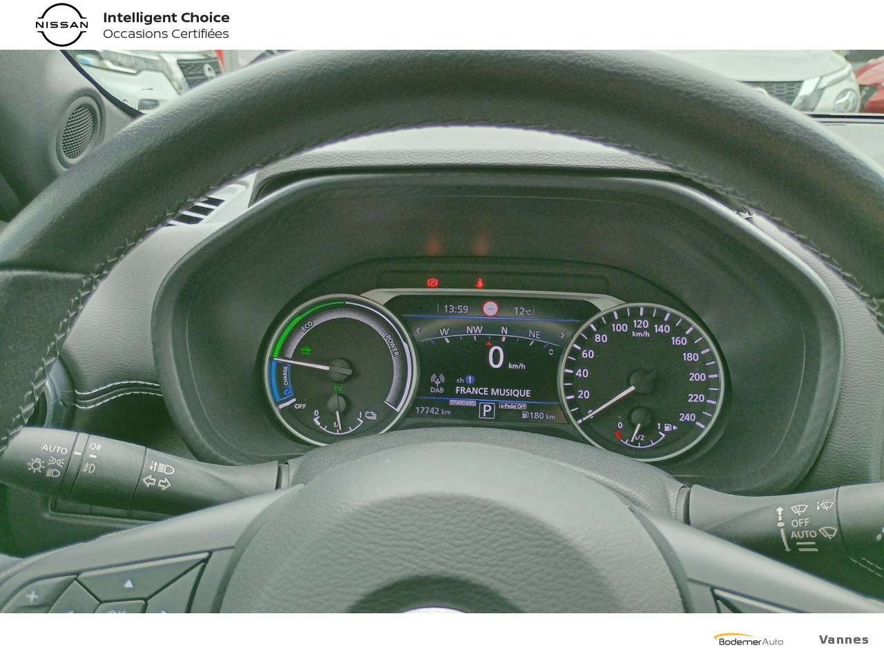 Vente en ligne Nissan Juke  HYBRID 143 au prix de 23 990 €