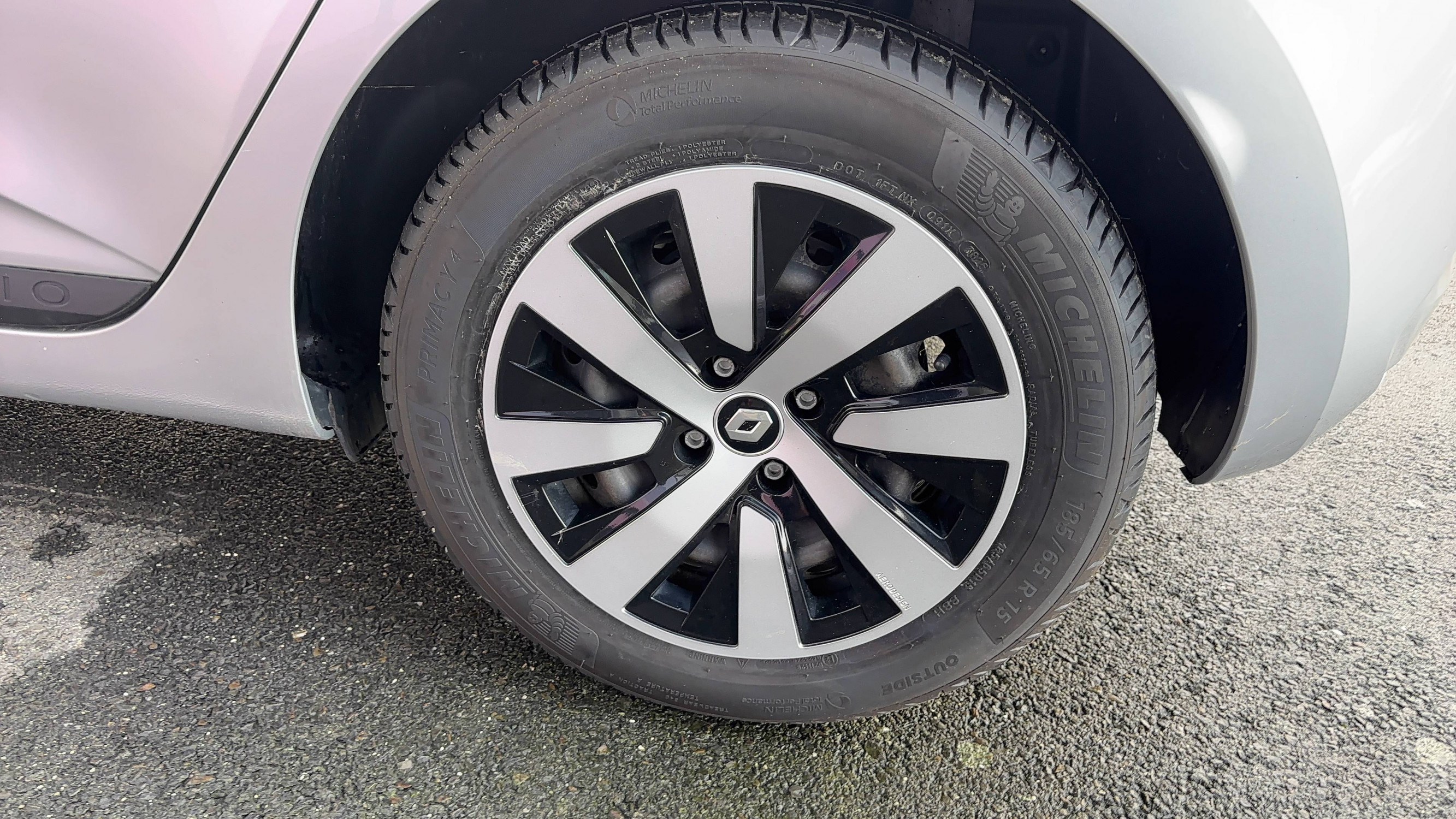 Vente en ligne Renault Clio 5 Clio TCe 90 au prix de 15 490 €