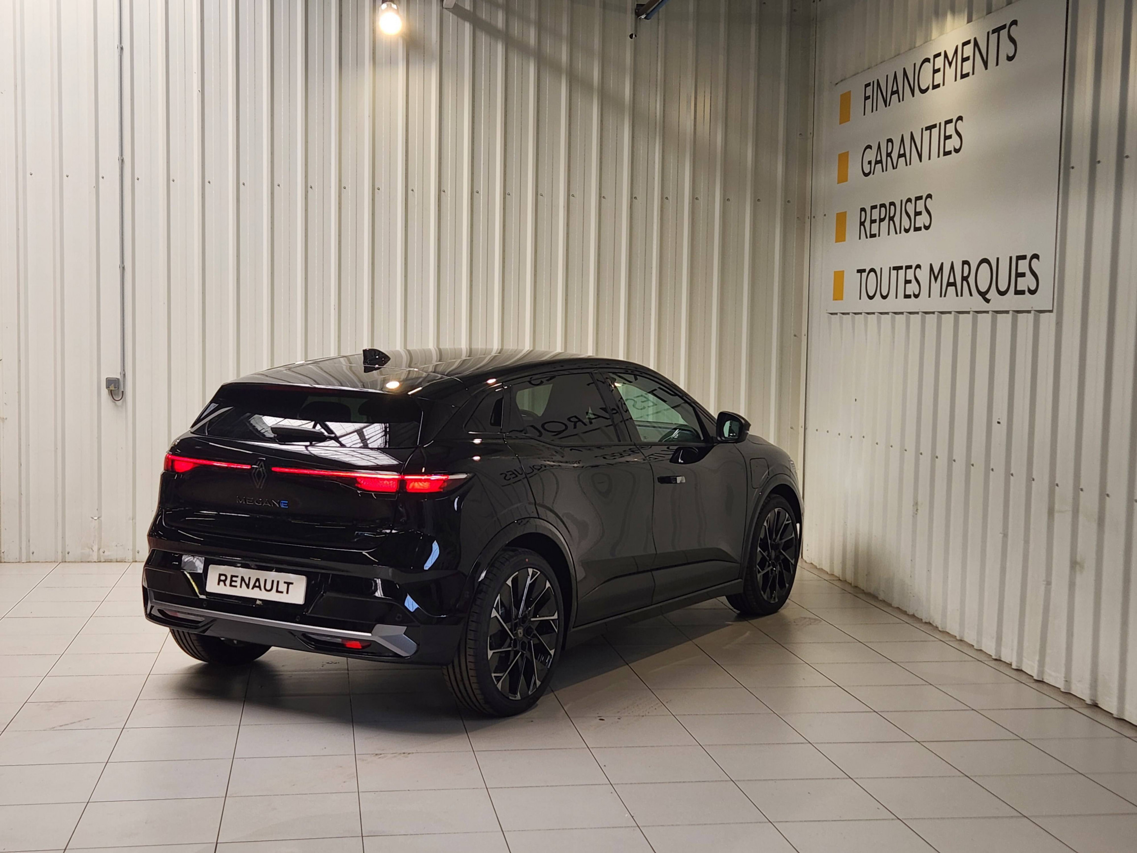 Vente en ligne Renault Megane E-Tech  220 ch autonomie confort au prix de 37 490 €
