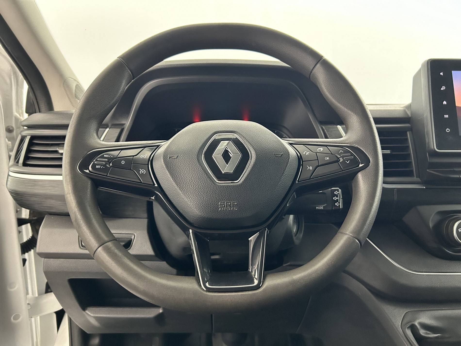 Vente en ligne Renault Trafic 3 Fourgon TRAFIC FGN L1H1 2800 KG BLUE DCI 130 au prix de 19 490 €