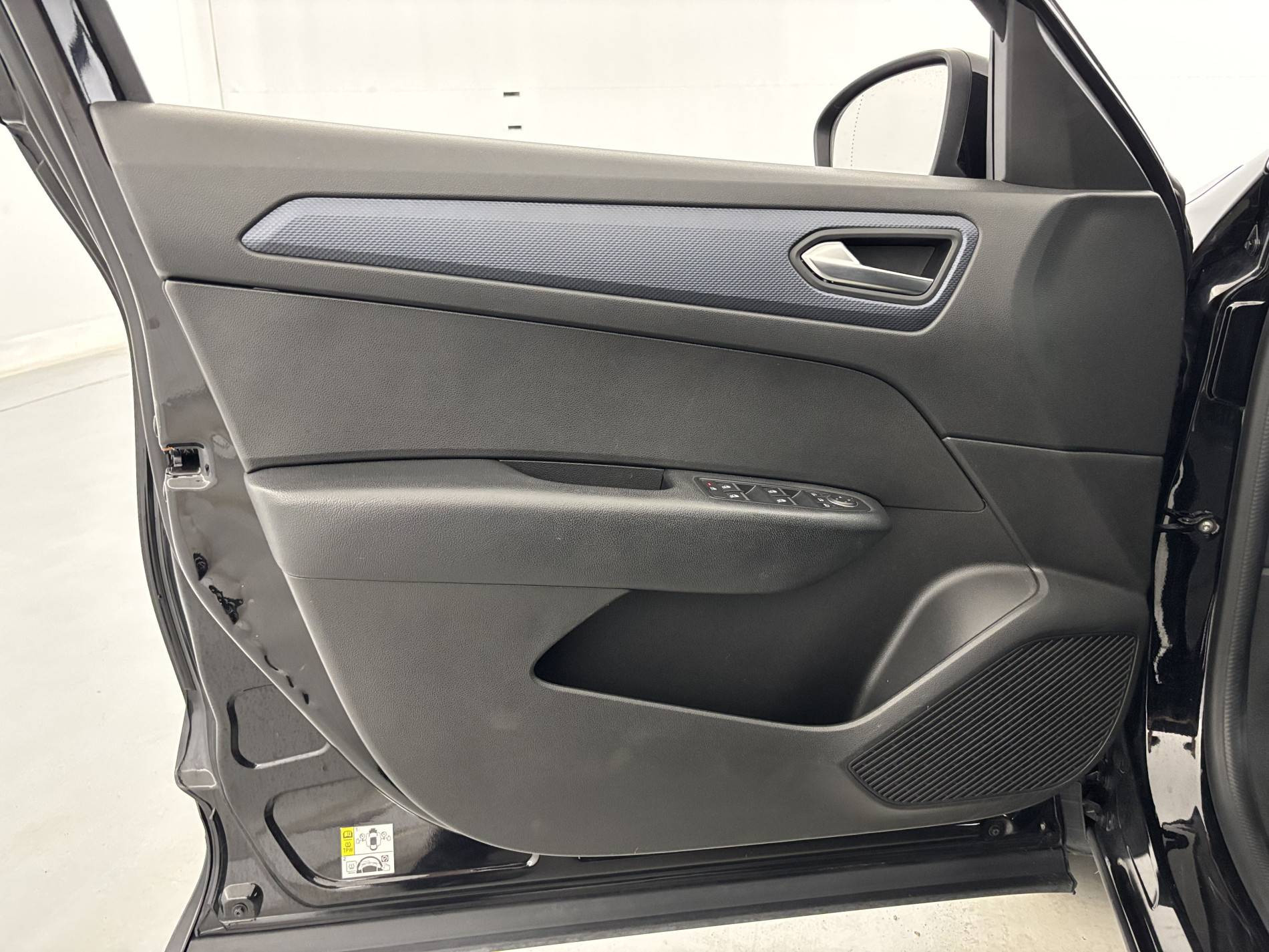 Vente en ligne Renault Arkana  mild hybrid 140 EDC FAP - 22 au prix de 16 990 €