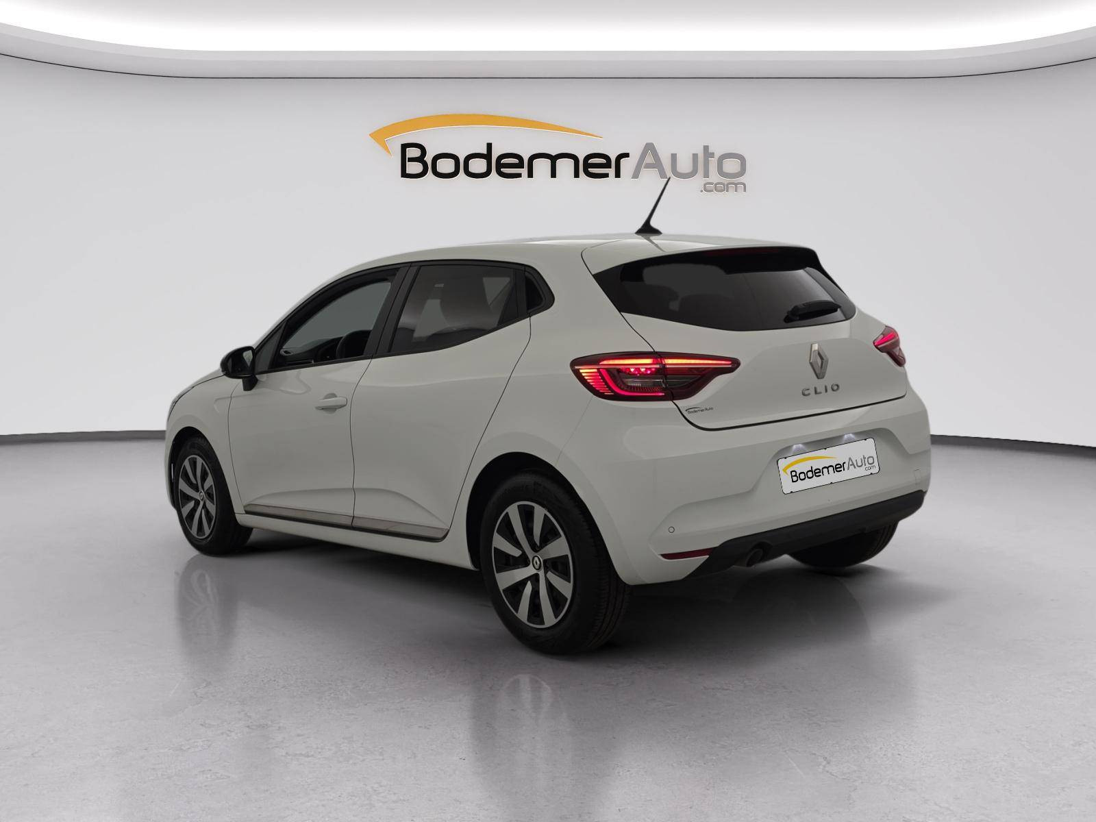 Vente en ligne Renault Clio 5 Clio TCe 90 au prix de 13 800 €