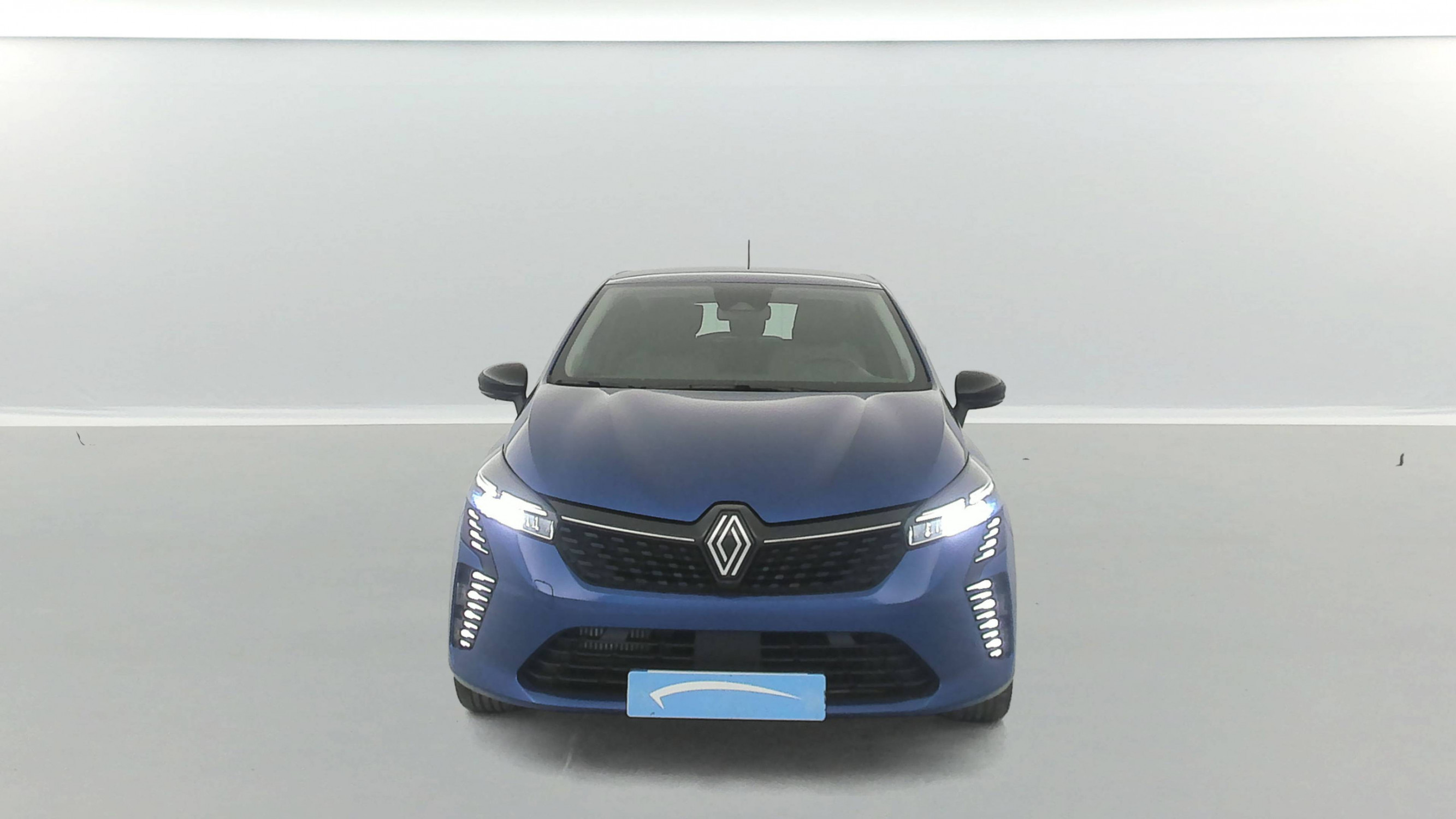 Vente en ligne Renault Clio 5 Clio TCe 90 au prix de 15 990 €