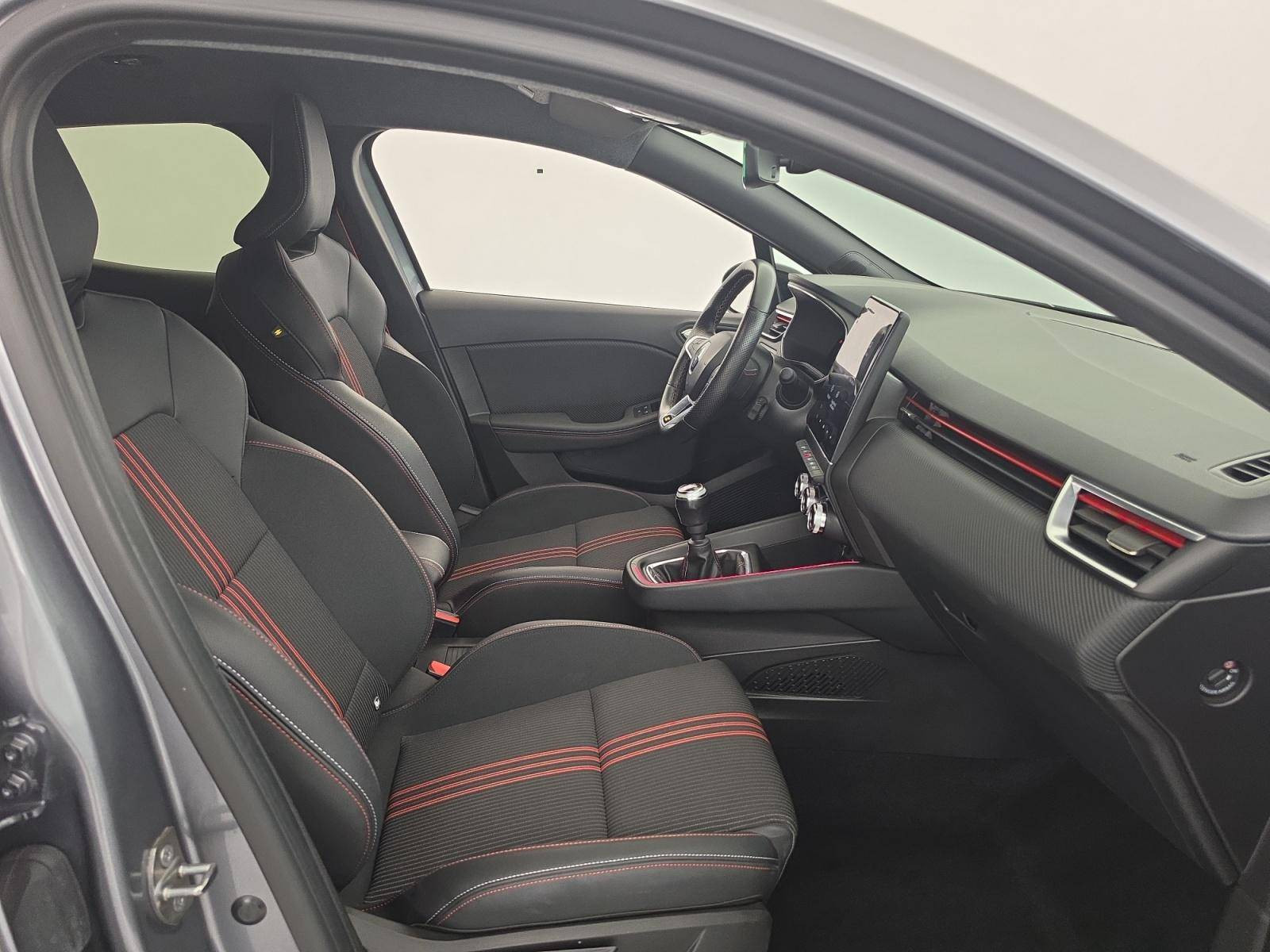 Vente en ligne Renault Clio 5 Clio TCe 140 au prix de 17 990 €