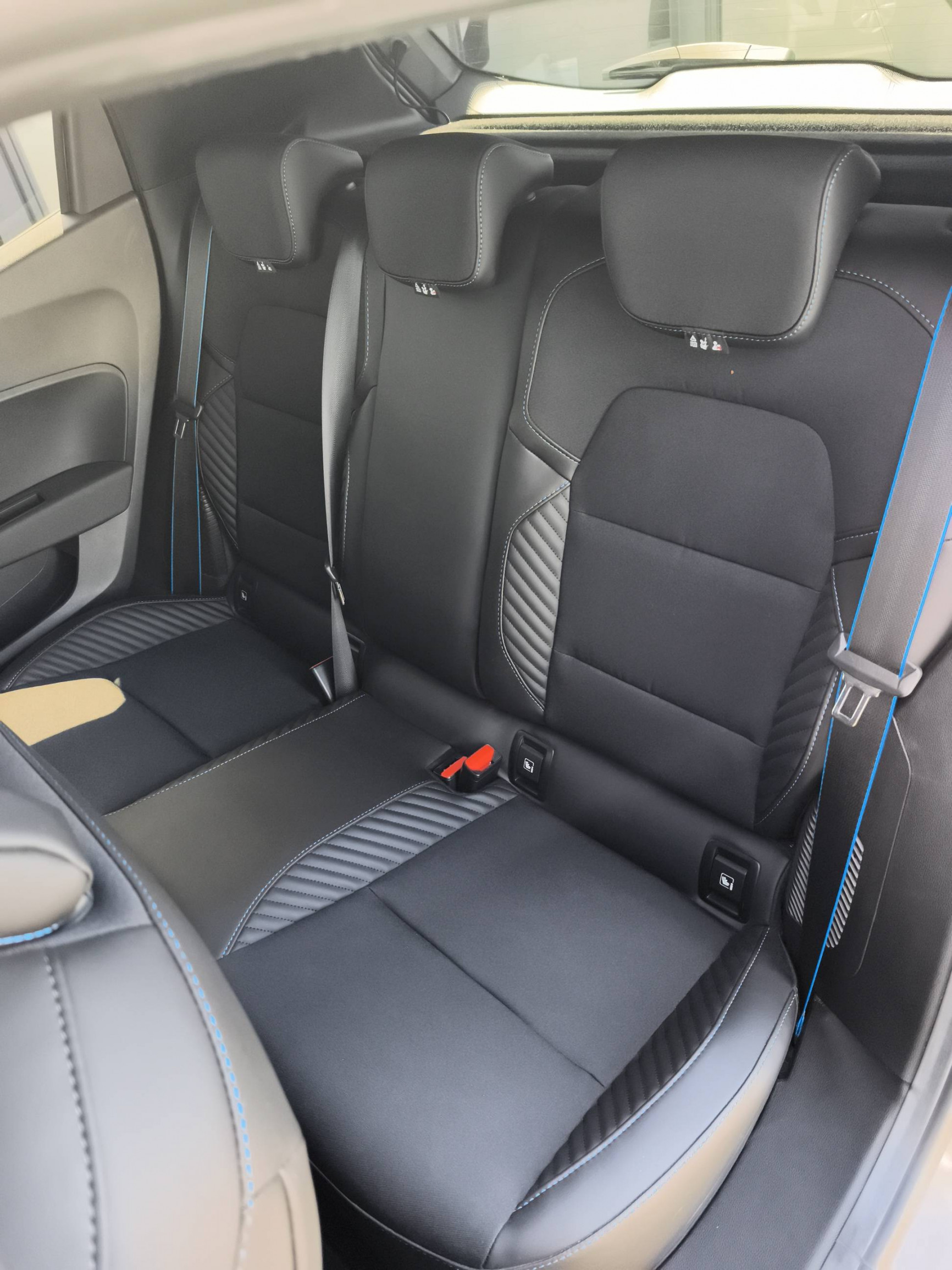 Vente en ligne Renault Clio 5 Clio E-Tech full hybrid 145 au prix de 22 290 €