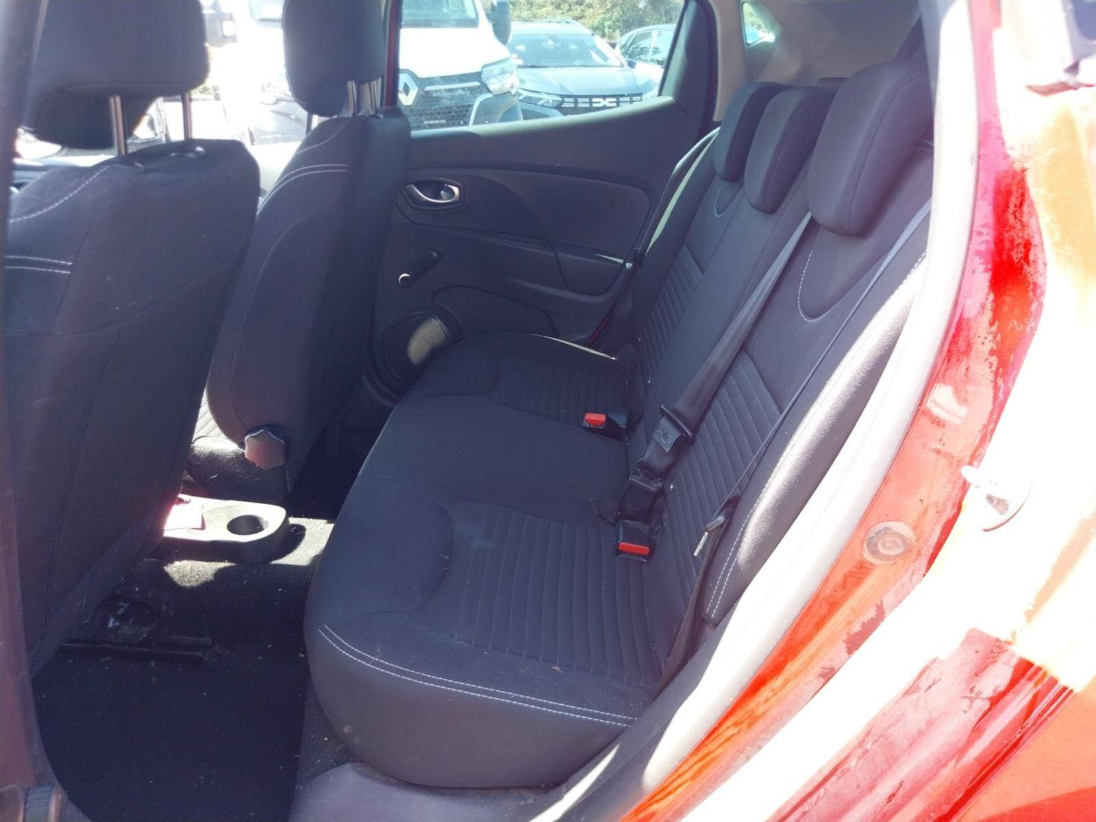 Vente en ligne Renault Clio 4  TCe 90 eco2 au prix de 8 990 €