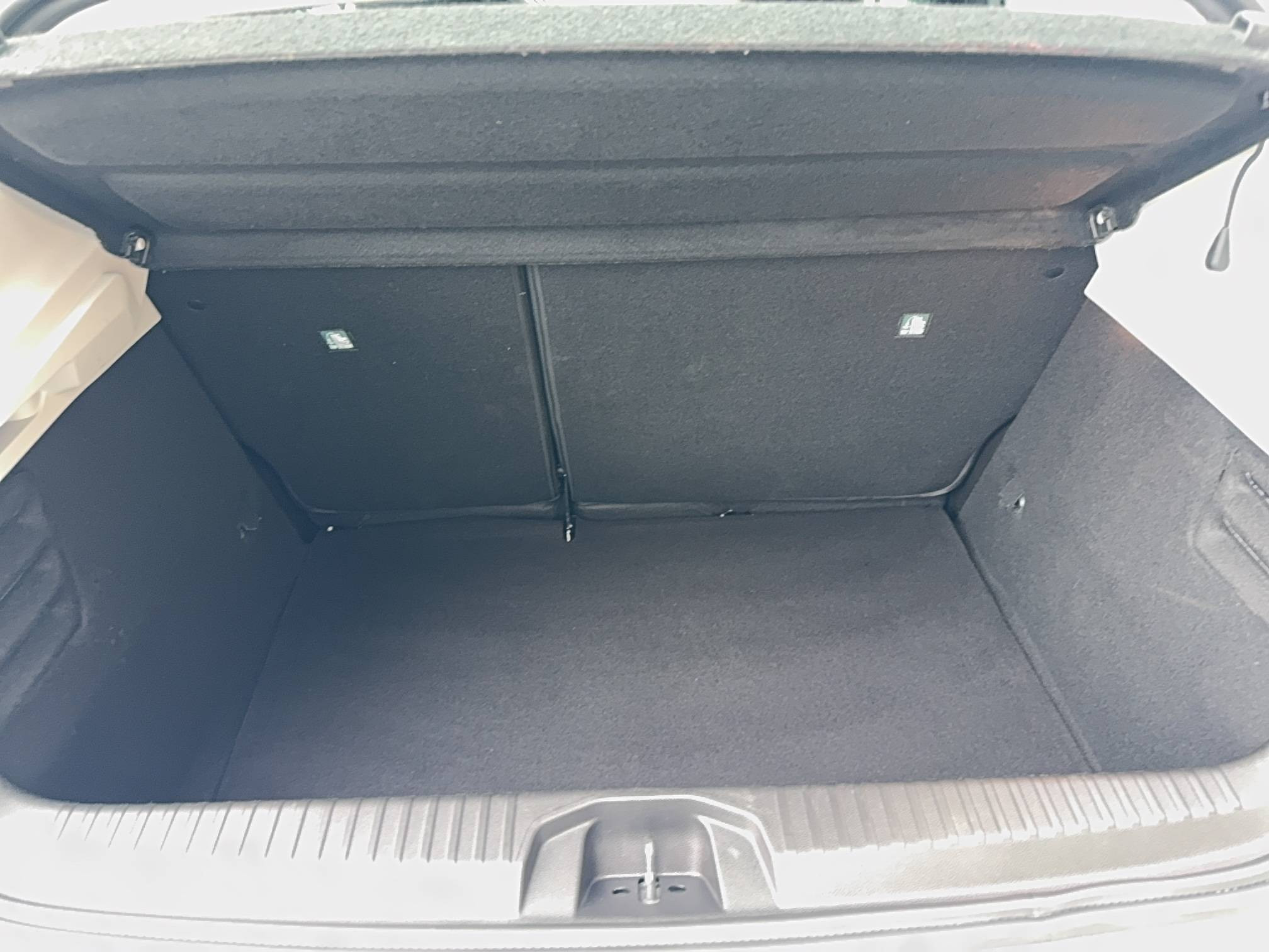 Vente en ligne Renault Clio 5 Clio TCe 90 - 21N au prix de 12 990 €