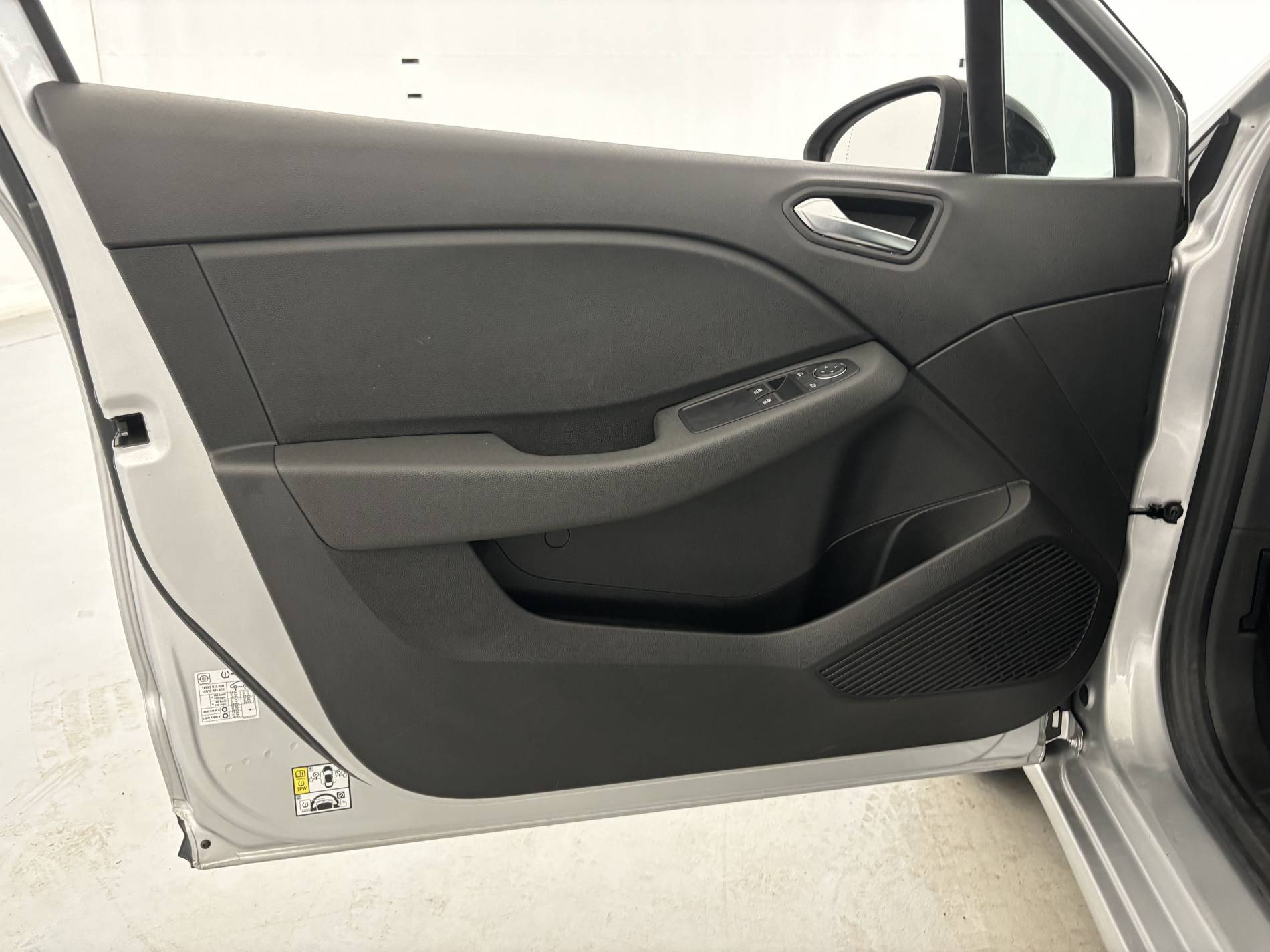 Vente en ligne Renault Clio 5 Clio TCe 90 au prix de 14 490 €