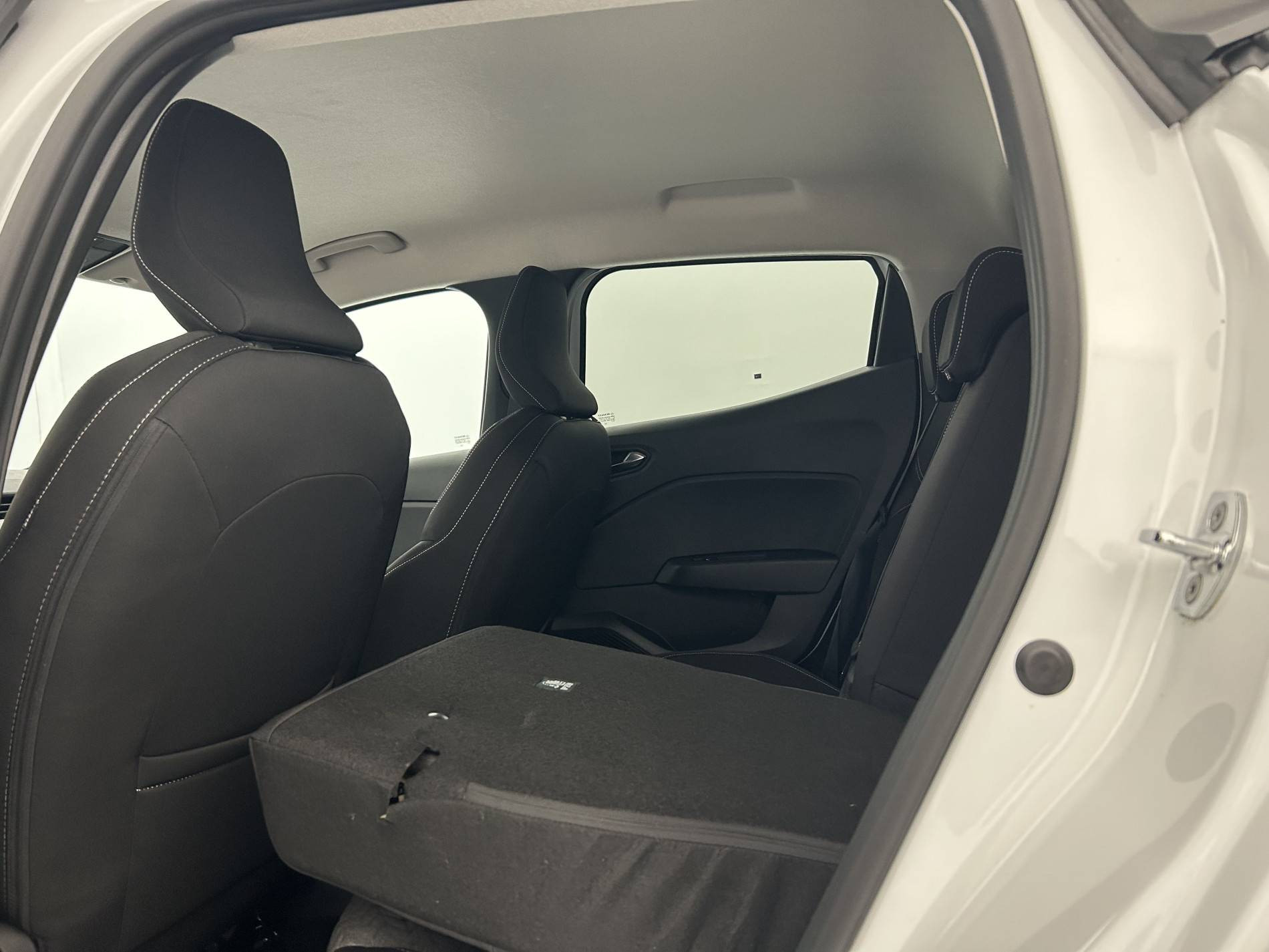 Vente en ligne Renault Clio 5 Clio SCe 65 au prix de 12 590 €