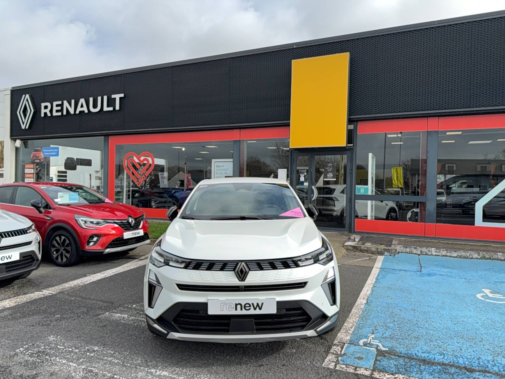 Renault Symbioz  E-Tech full hybrid 145 occasion de 2025 en vente à Auray