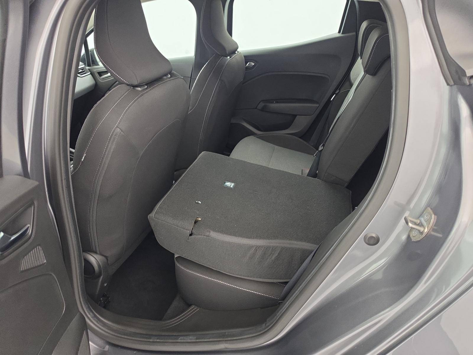 Vente en ligne Renault Clio 5 Clio TCe 90 au prix de 15 900 €