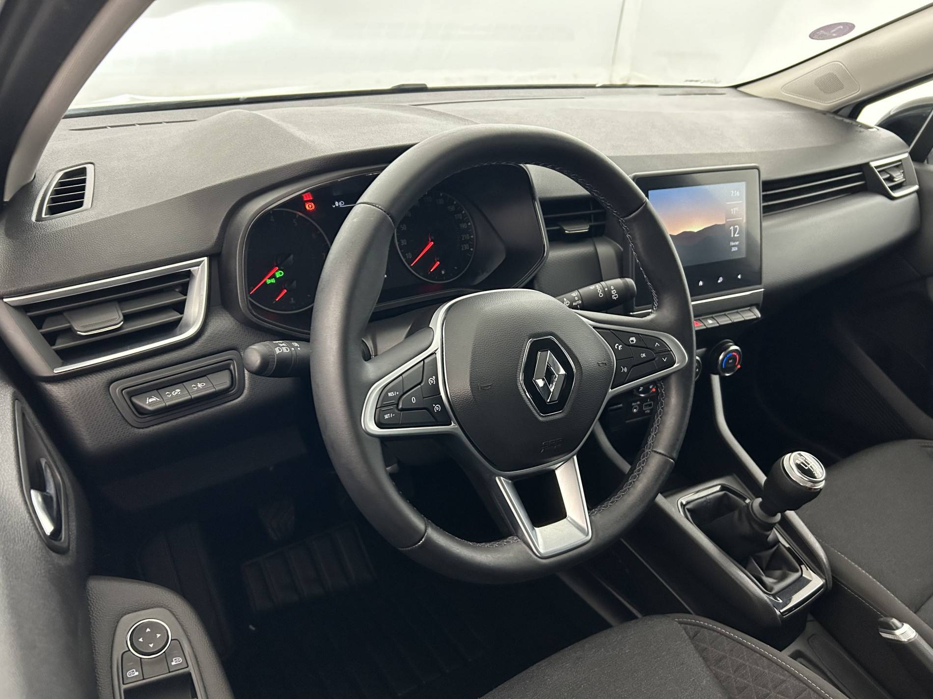 Vente en ligne Renault Clio 5 Clio TCe 90 au prix de 14 290 €