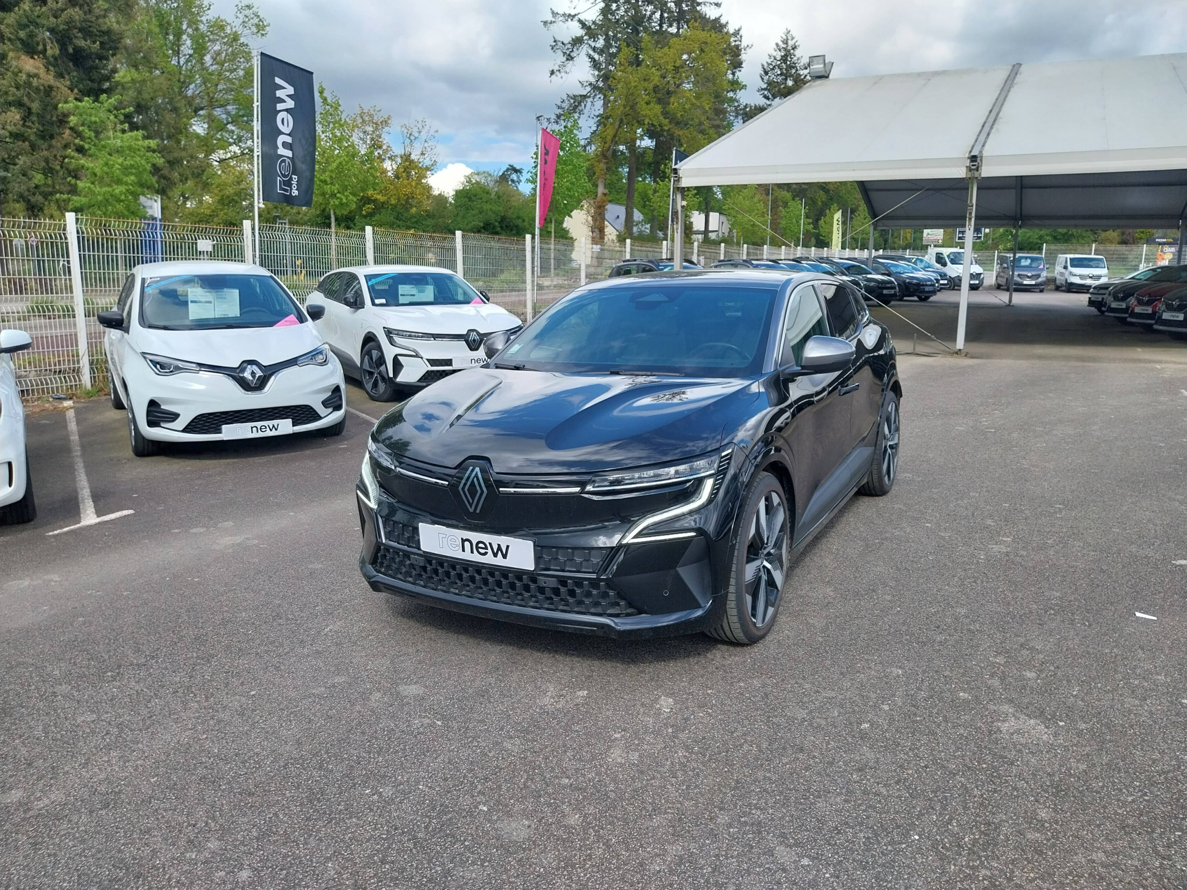Vente en ligne Renault Megane E-Tech  EV60 220 ch super charge au prix de 23 990 €