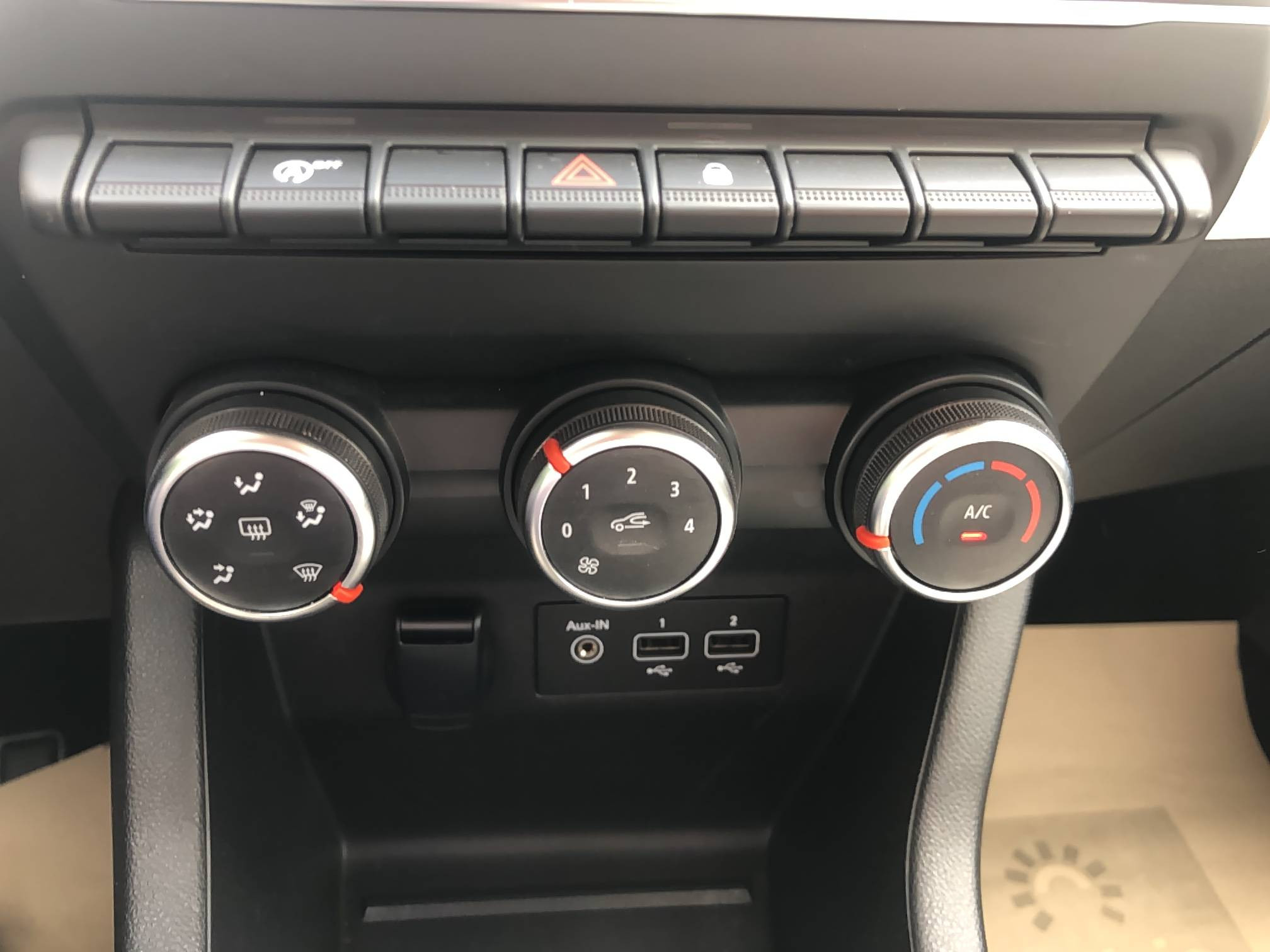 Vente en ligne Renault Clio 5 Clio SCe 65 au prix de 12 690 €