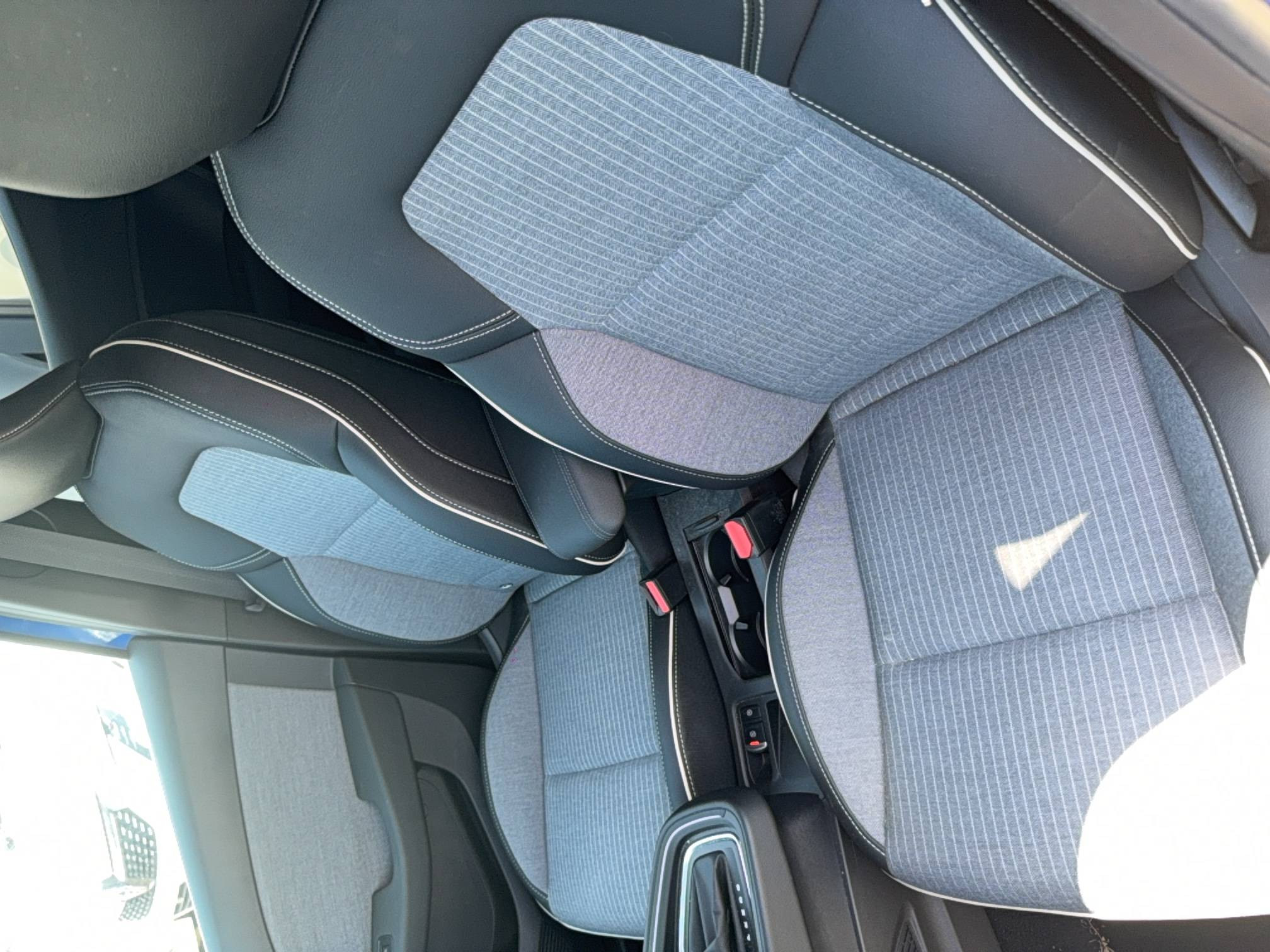 Vente en ligne Renault Clio 5 Clio E-Tech full hybrid 145 ch GSR2 au prix de 21 490 €