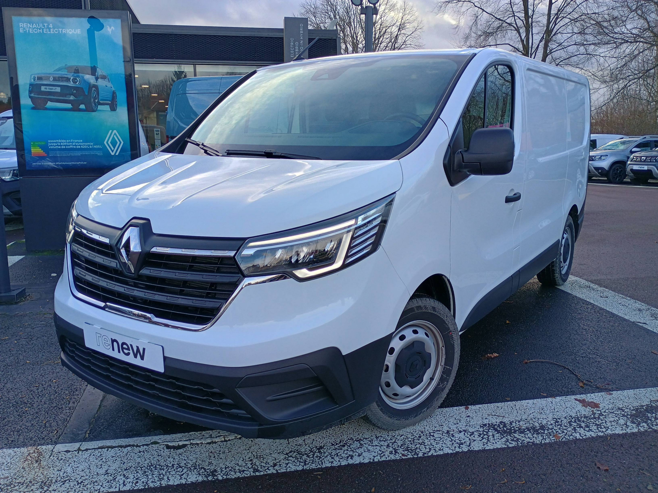 Vente en ligne Renault Trafic 3 Fourgon TRAFIC FGN L1H1 2800 KG BLUE DCI 110 au prix de 24 990 €