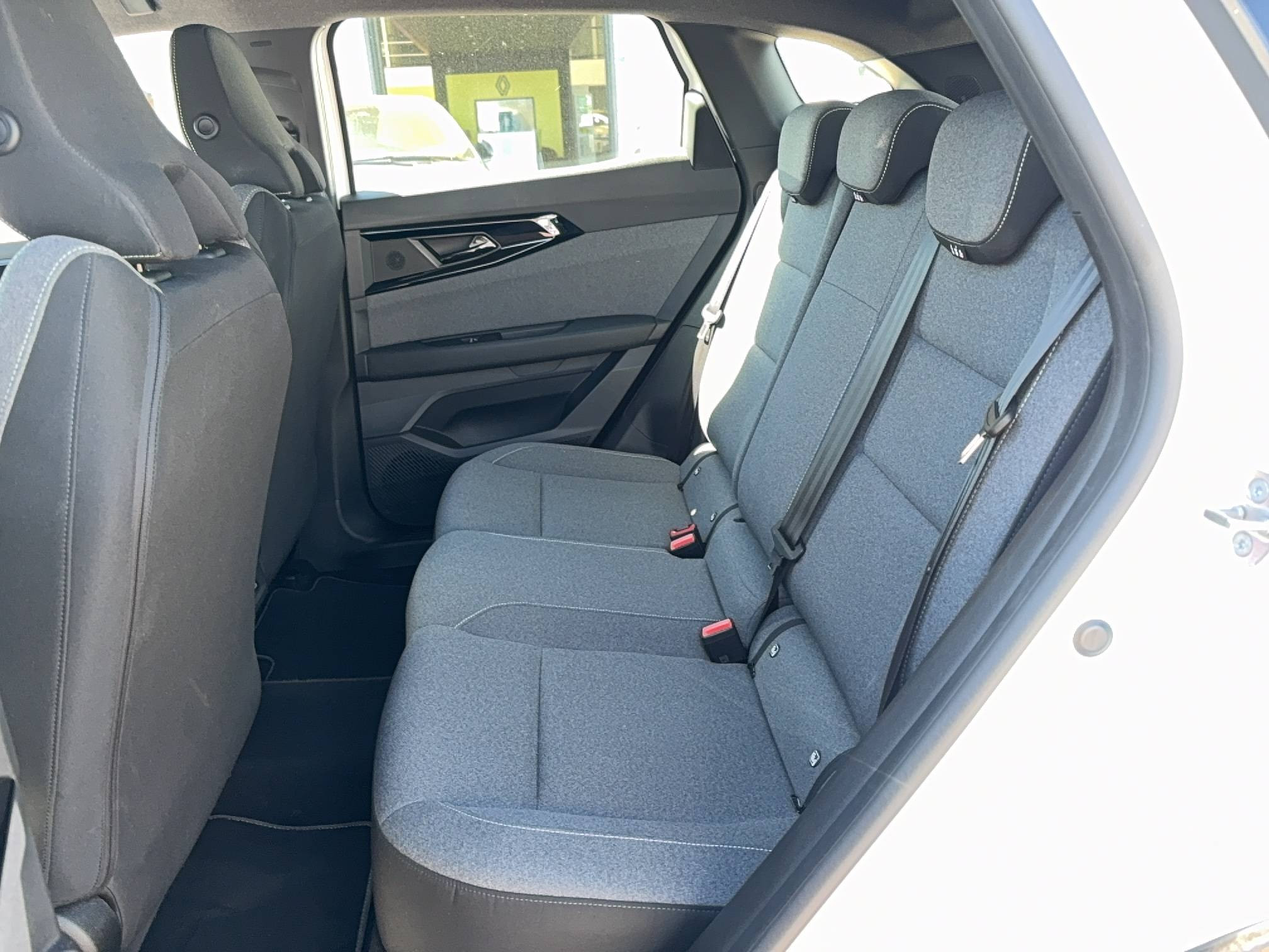 Vente en ligne Renault Austral  E-Tech hybrid 200 au prix de 27 990 €