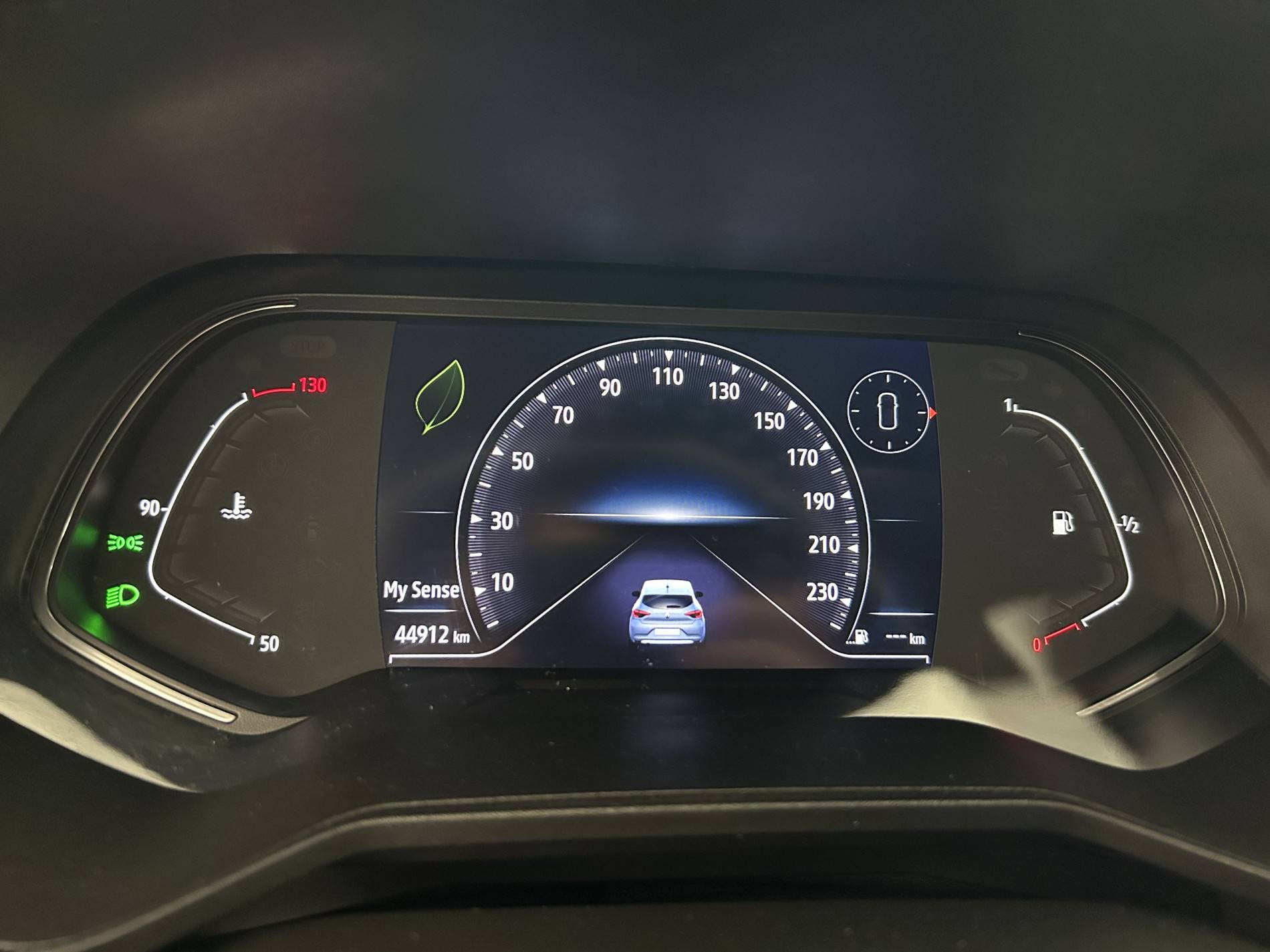 Vente en ligne Renault Clio 5 Clio TCe 140 - 21N au prix de 15 790 €