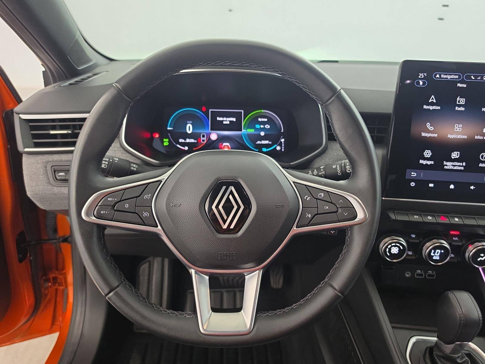 Vente en ligne Renault Clio 5 Clio E-Tech full hybrid 145 au prix de 18 490 €