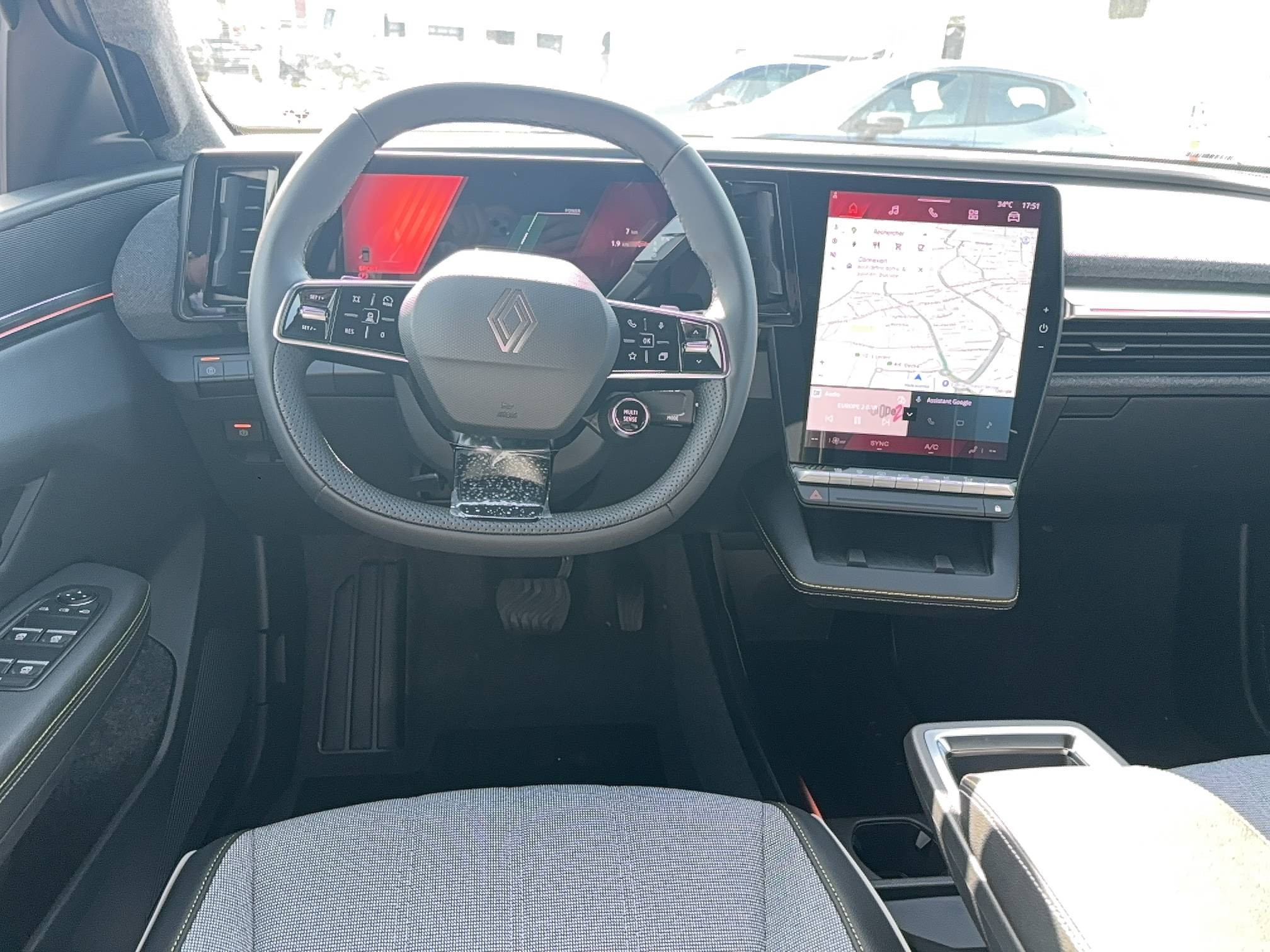 Vente en ligne Renault Scenic E-Tech Scenic E-Tech électrique 220 ch grande autonomie au prix de 44 900 €