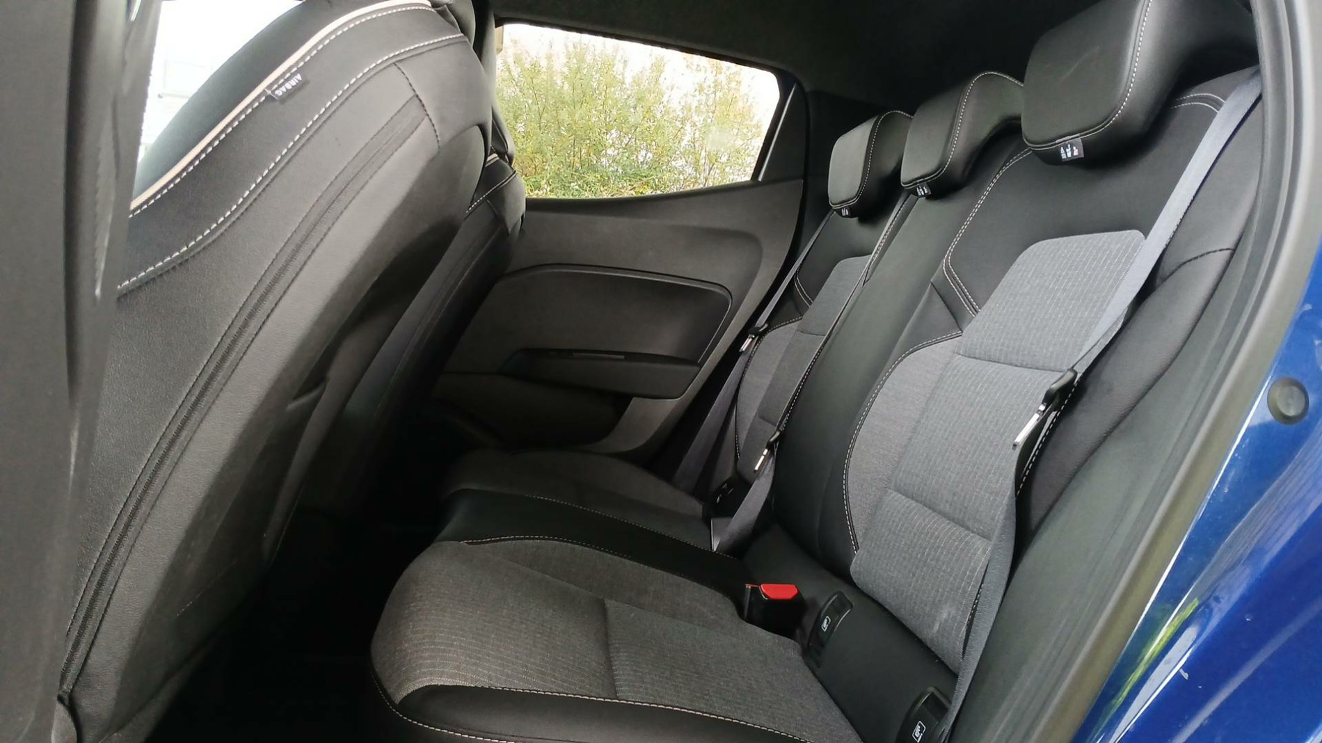 Vente en ligne Renault Clio 5 Clio Eco-G 100 ch GSR2 au prix de 17 699 €