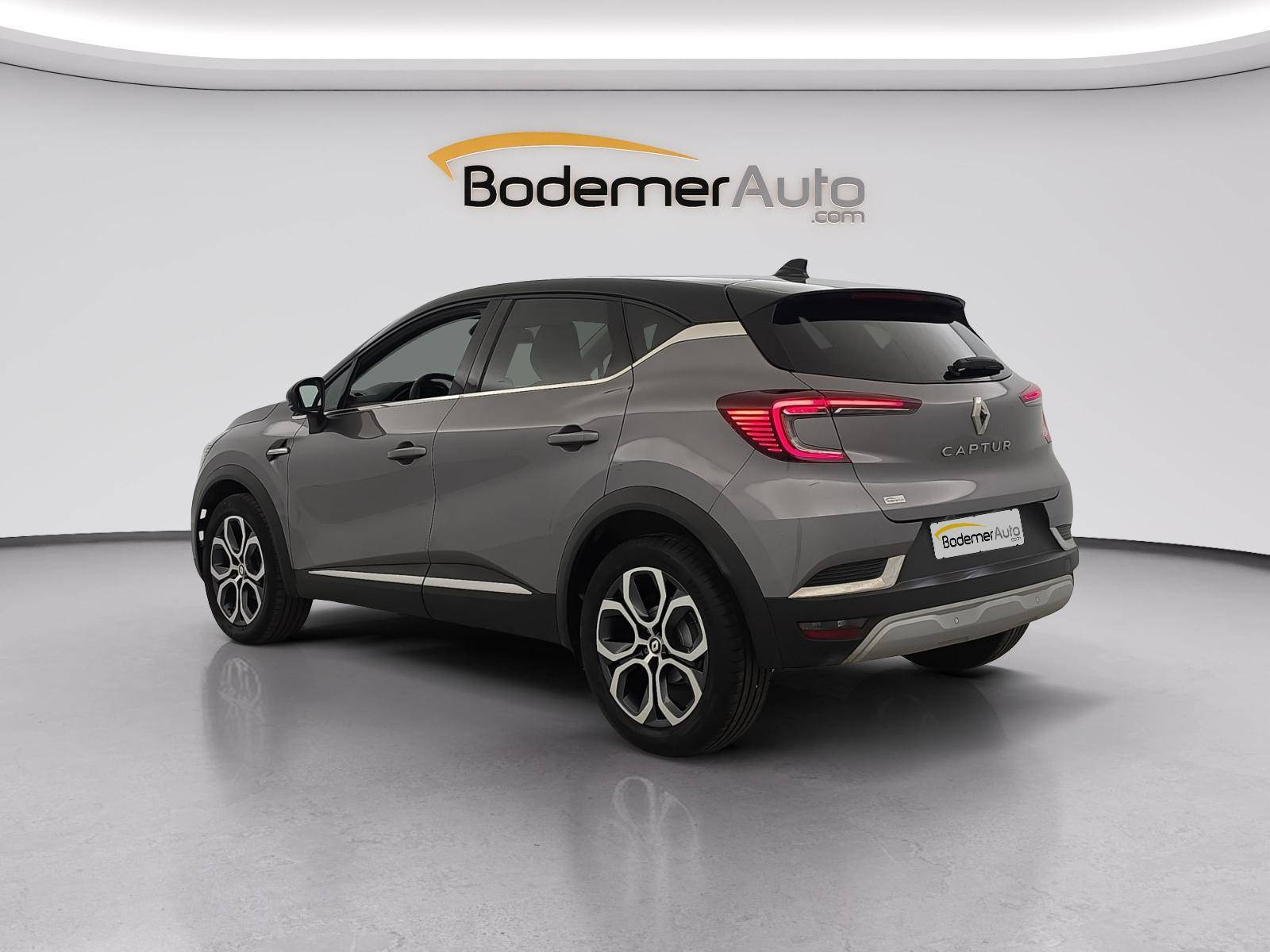 Vente en ligne Renault Captur  mild hybrid 140 au prix de 19 200 €