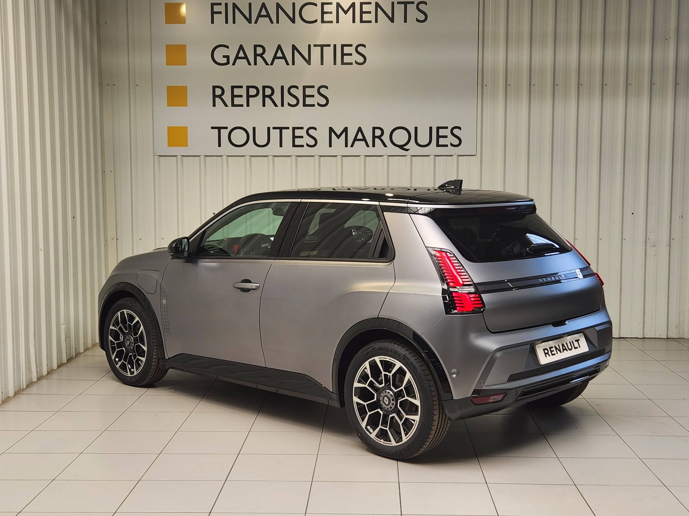 Vente en ligne Renault R5 E-Tech  150 ch autonomie confort au prix de 36 690 €