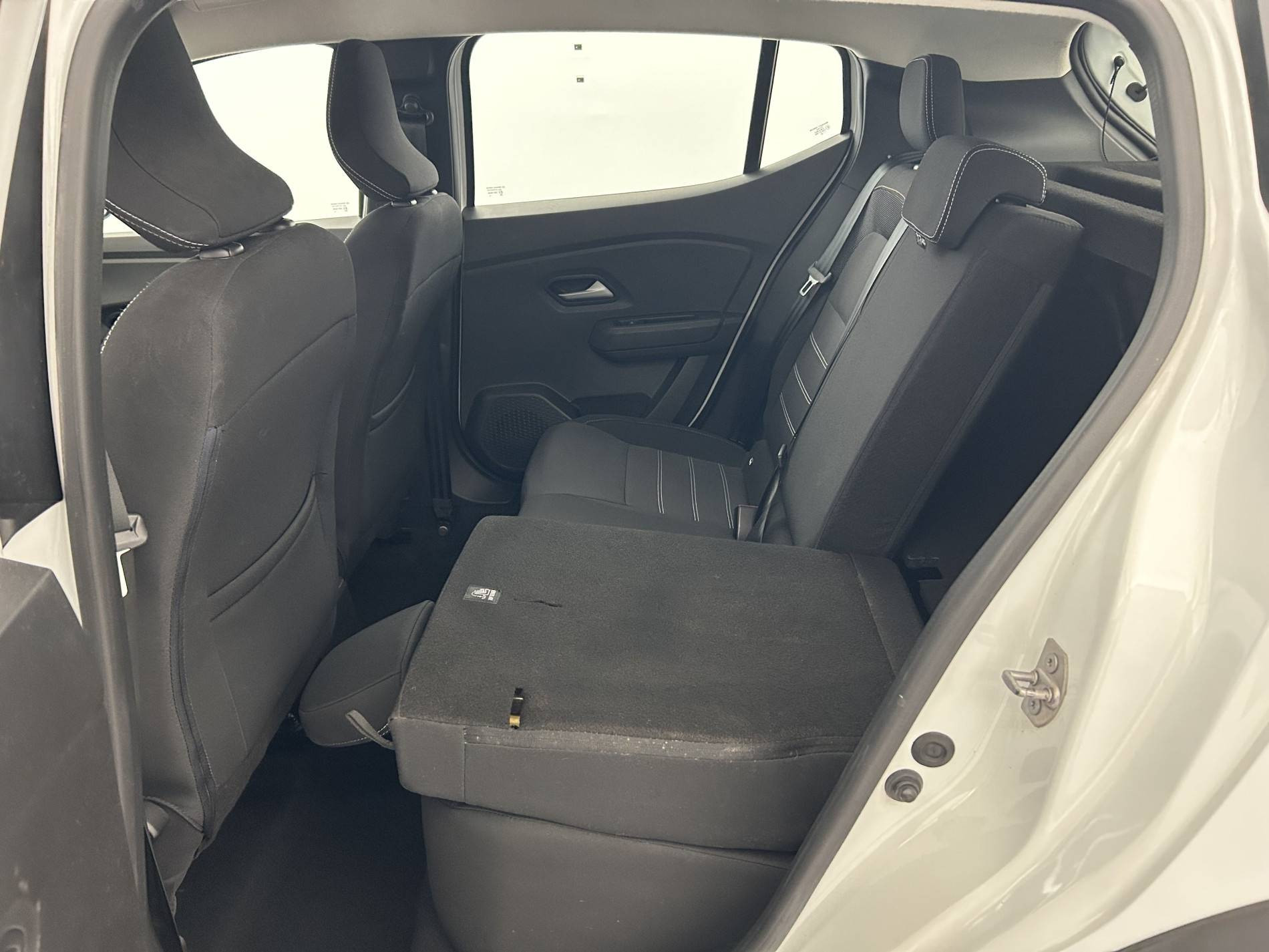 Vente en ligne Dacia Sandero  ECO-G 100 au prix de 14 690 €