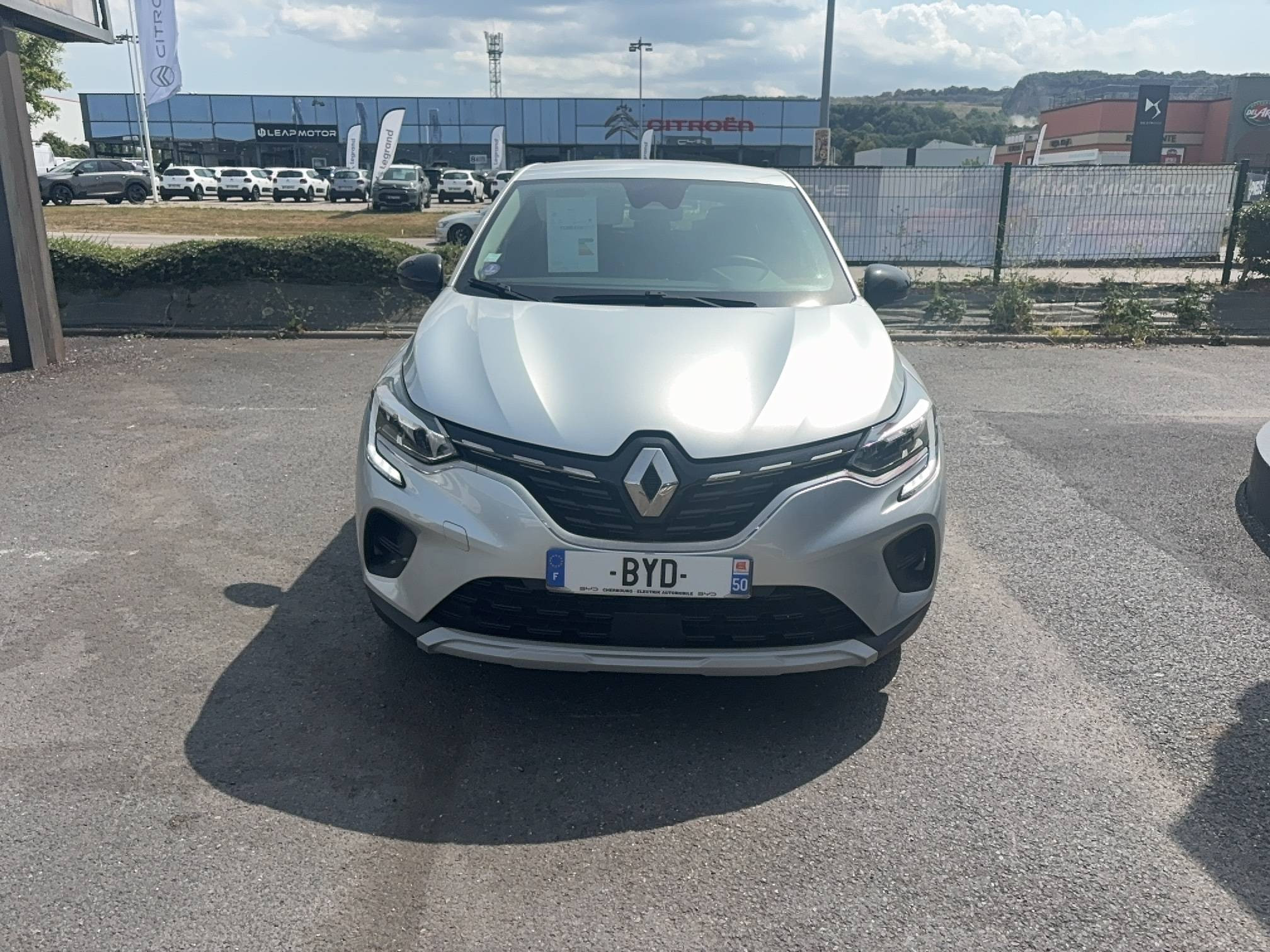 Vente en ligne Renault Captur  TCe 100 au prix de 12 490 €