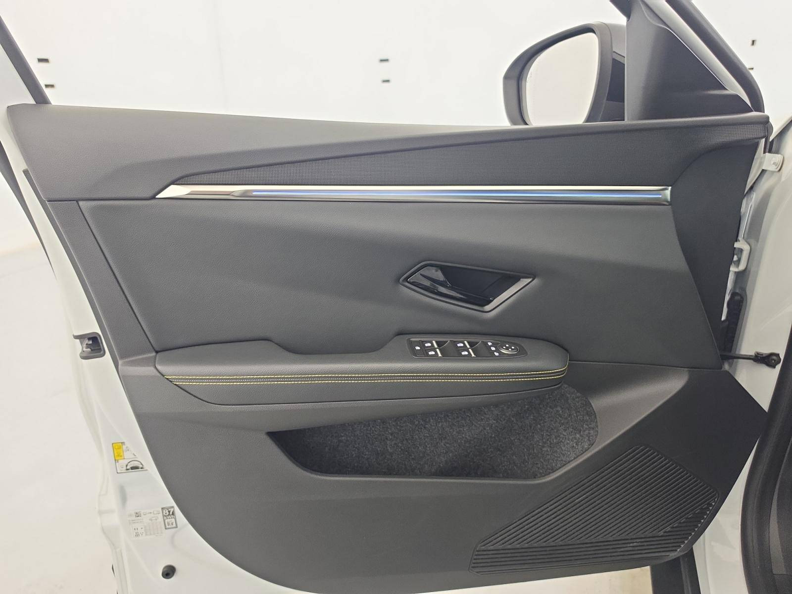 Vente en ligne Renault Scenic E-Tech Scenic E-Tech électrique 220 ch grande autonomie au prix de 32 000 €