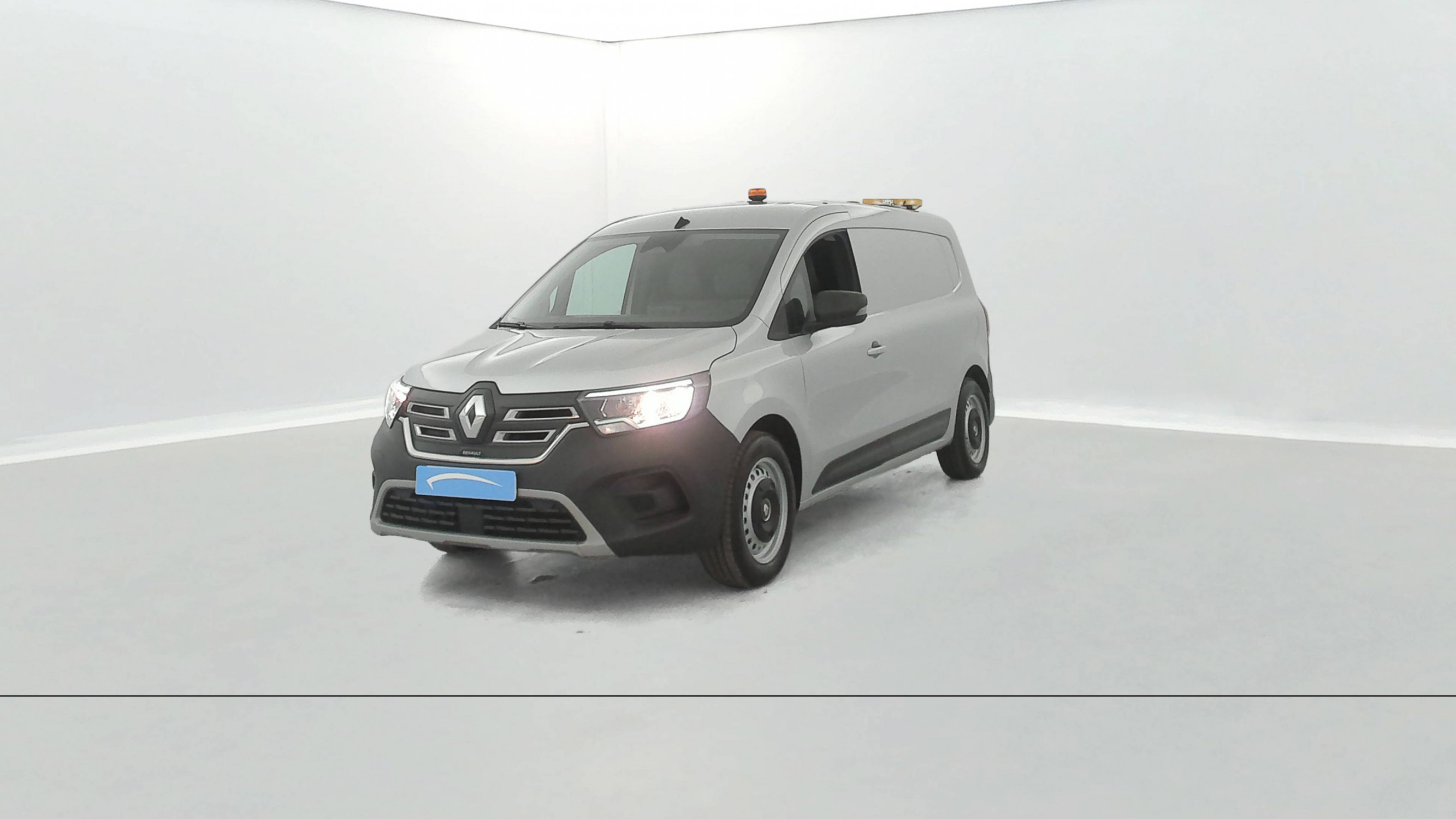 Renault Kangoo Van E-Tech  L2 EV45  DC 80KW occasion de 2024 en vente à Quimper
