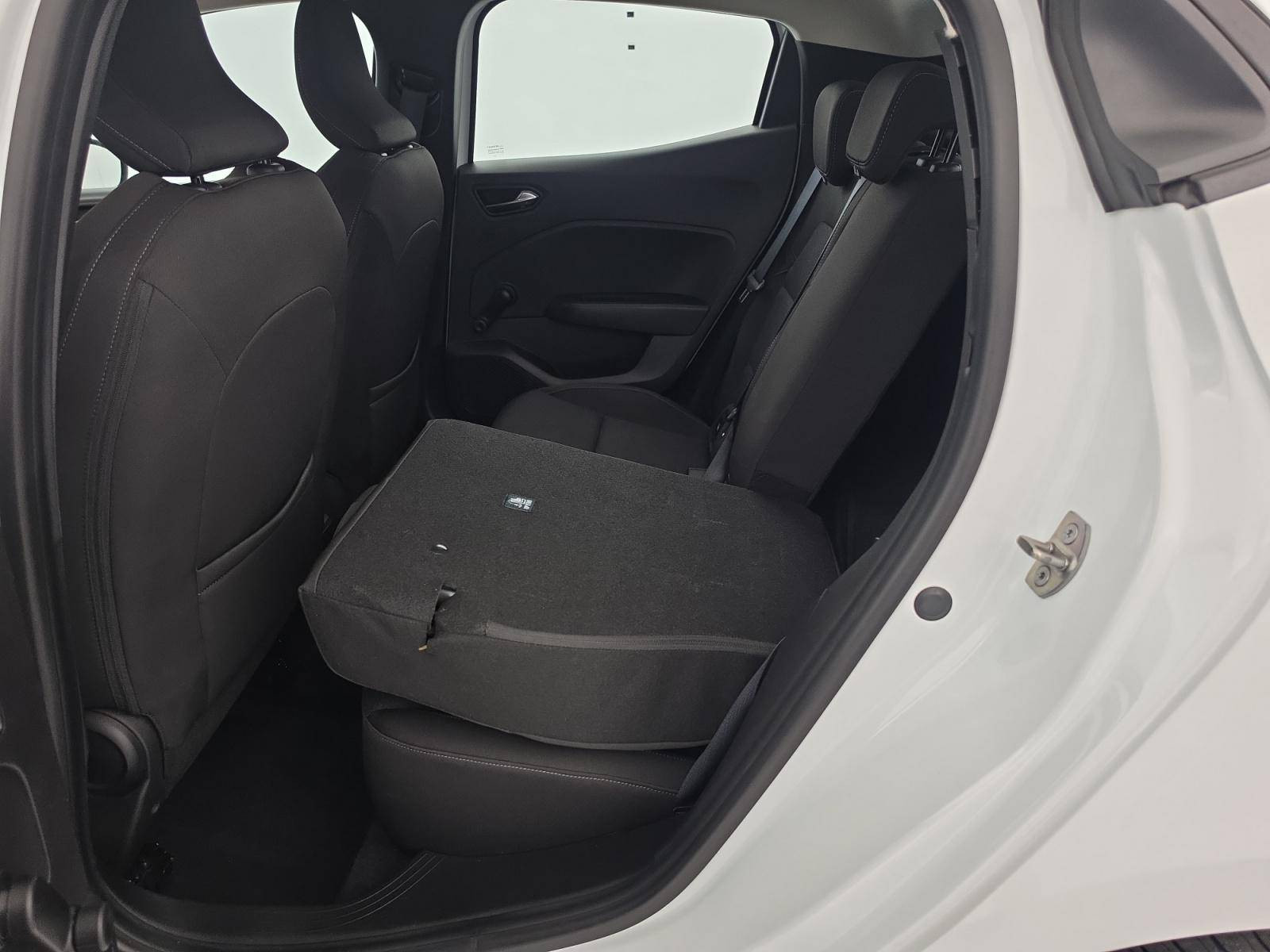 Vente en ligne Renault Clio 5 Clio TCe 90 au prix de 13 390 €