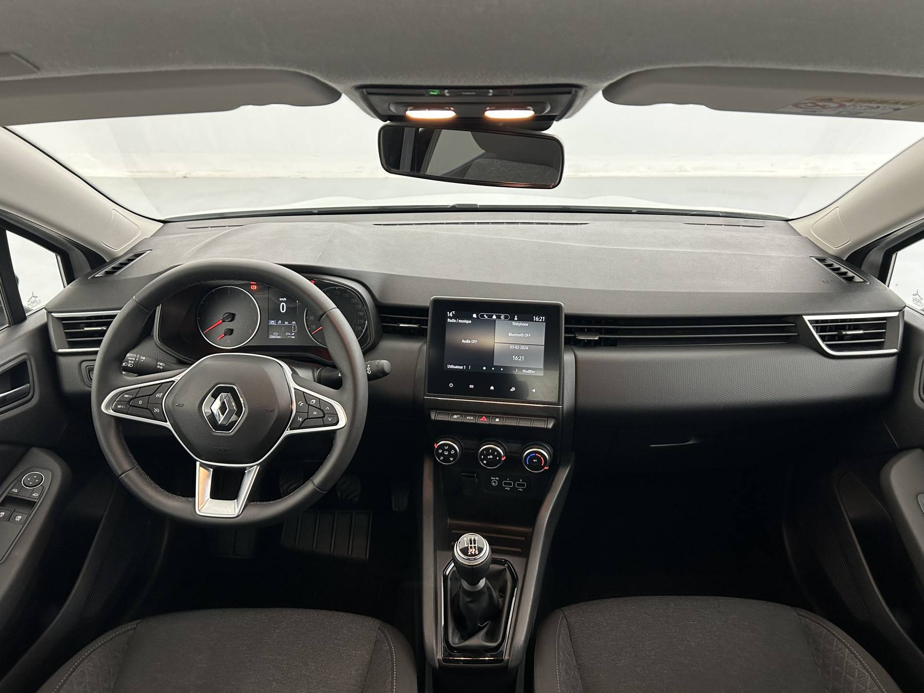 Vente en ligne Renault Clio 5 Clio TCe 90 au prix de 13 990 €