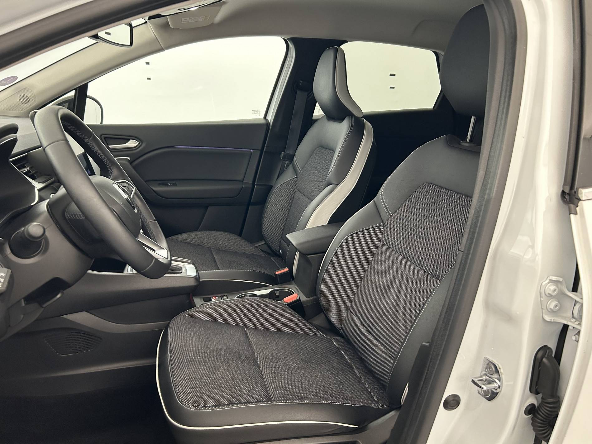 Vente en ligne Renault Captur  E-Tech full hybrid 145 au prix de 19 980 €