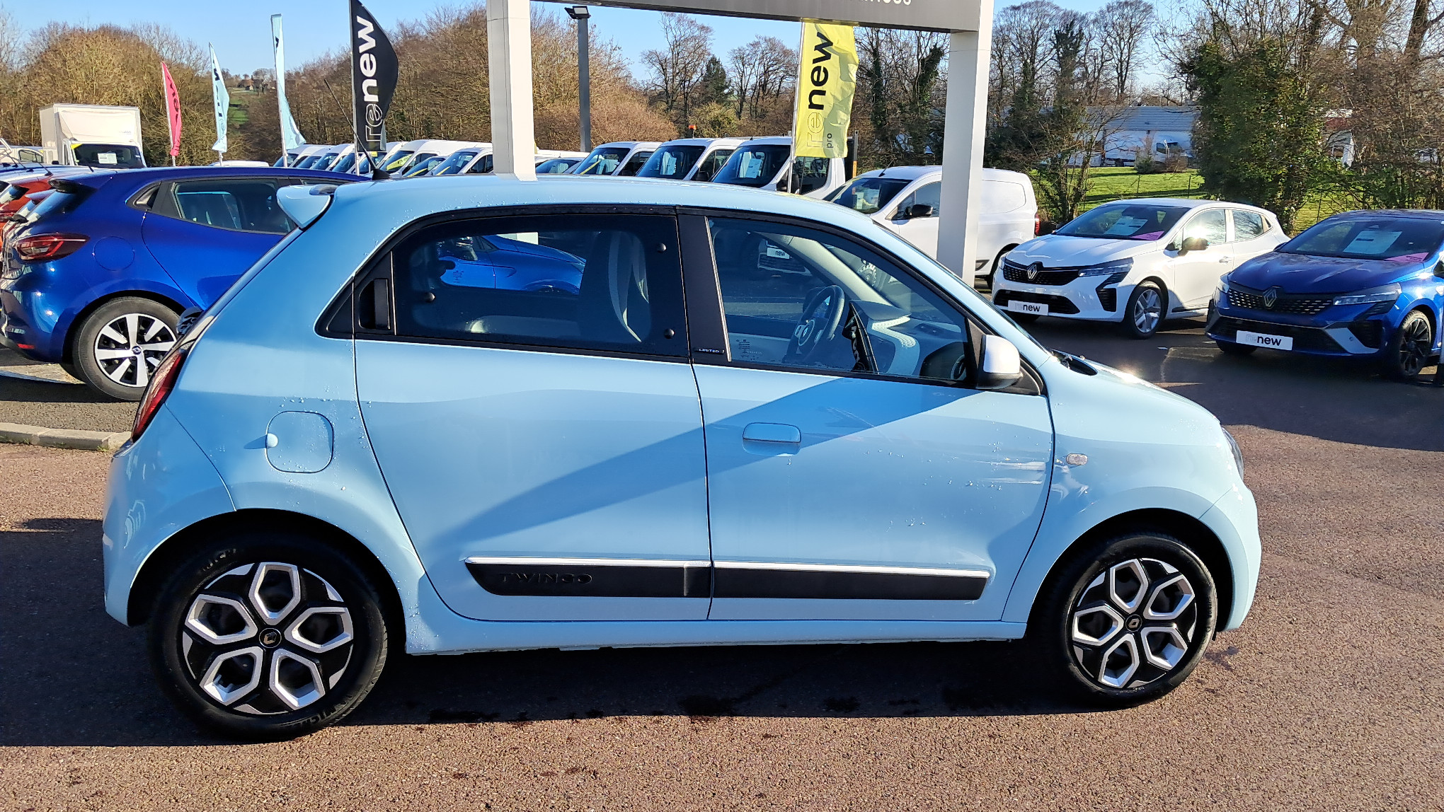 Vente en ligne Renault Twingo 3  SCe 65 - 21 au prix de 10 990 €