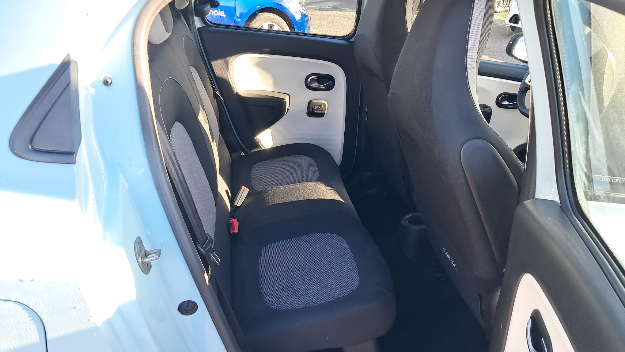 Vente en ligne Renault Twingo 3  SCe 65 - 21 au prix de 10 990 €