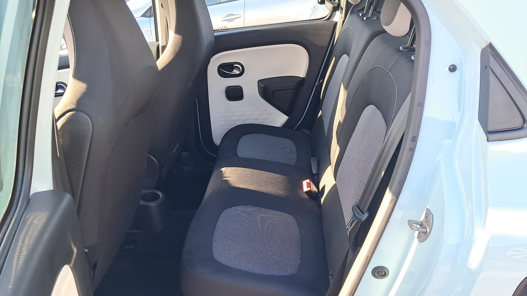 Vente en ligne Renault Twingo 3  SCe 65 - 21 au prix de 10 990 €