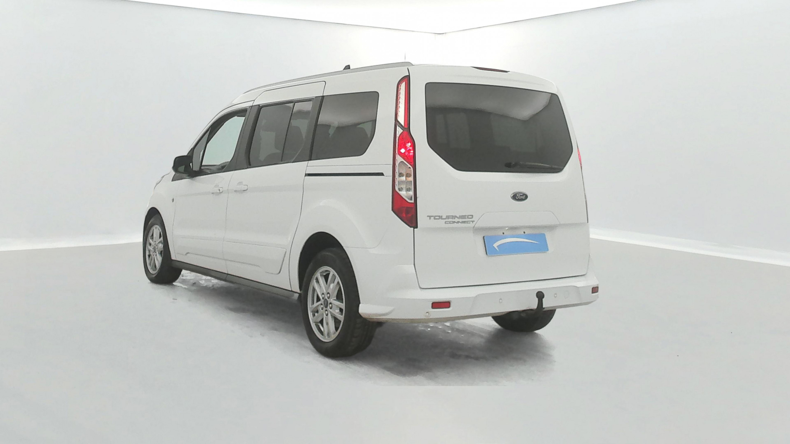 Vente en ligne Ford Grand Tourneo Connect  1.5 L EcoBlue 120 S&S au prix de 20 990 €