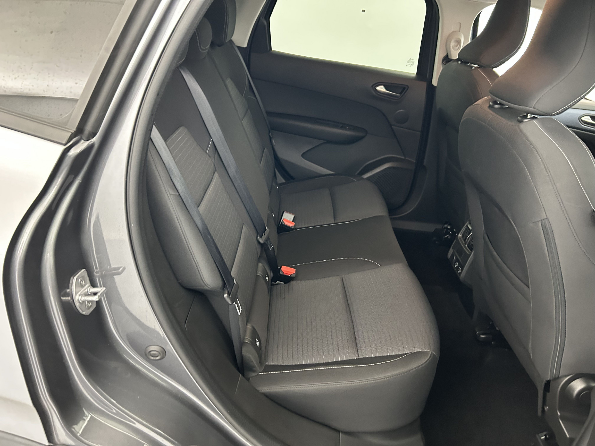 Vente en ligne Renault Arkana  mild hybrid 140 EDC FAP - 22 au prix de 21 590 €