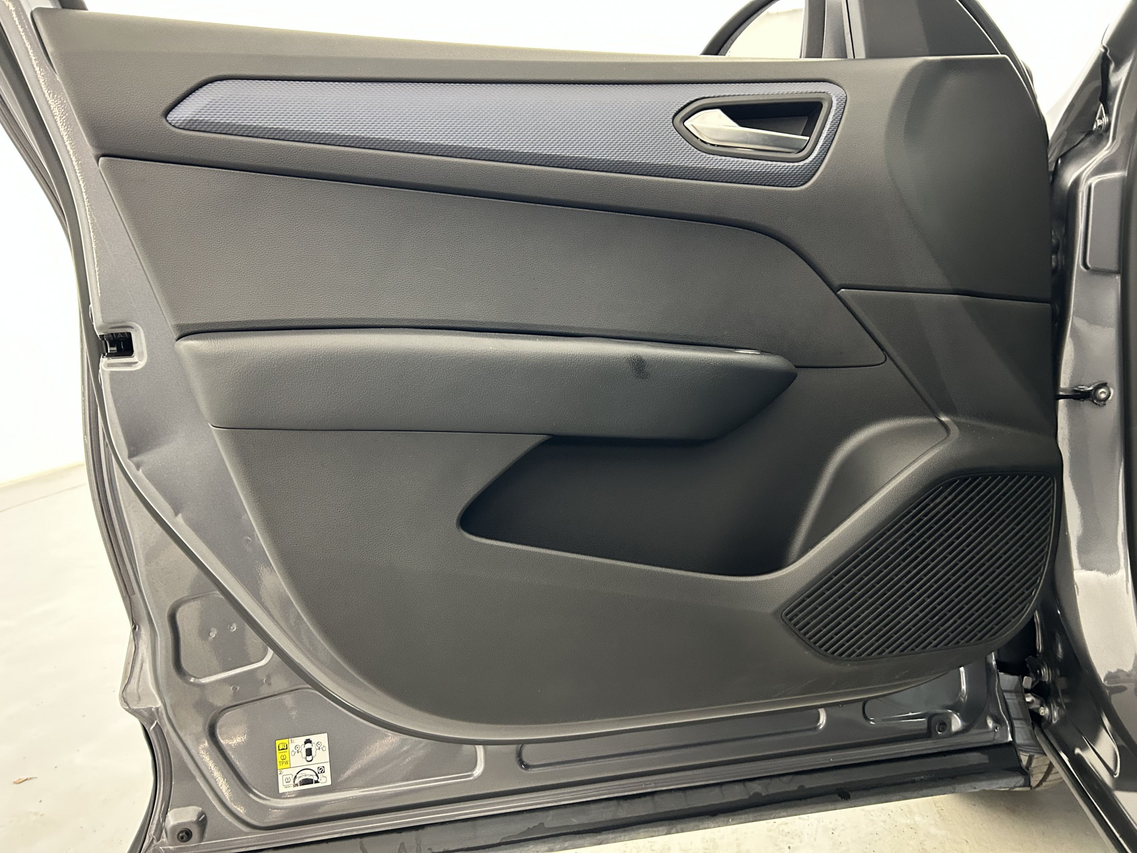 Vente en ligne Renault Arkana  mild hybrid 140 EDC FAP - 22 au prix de 21 590 €