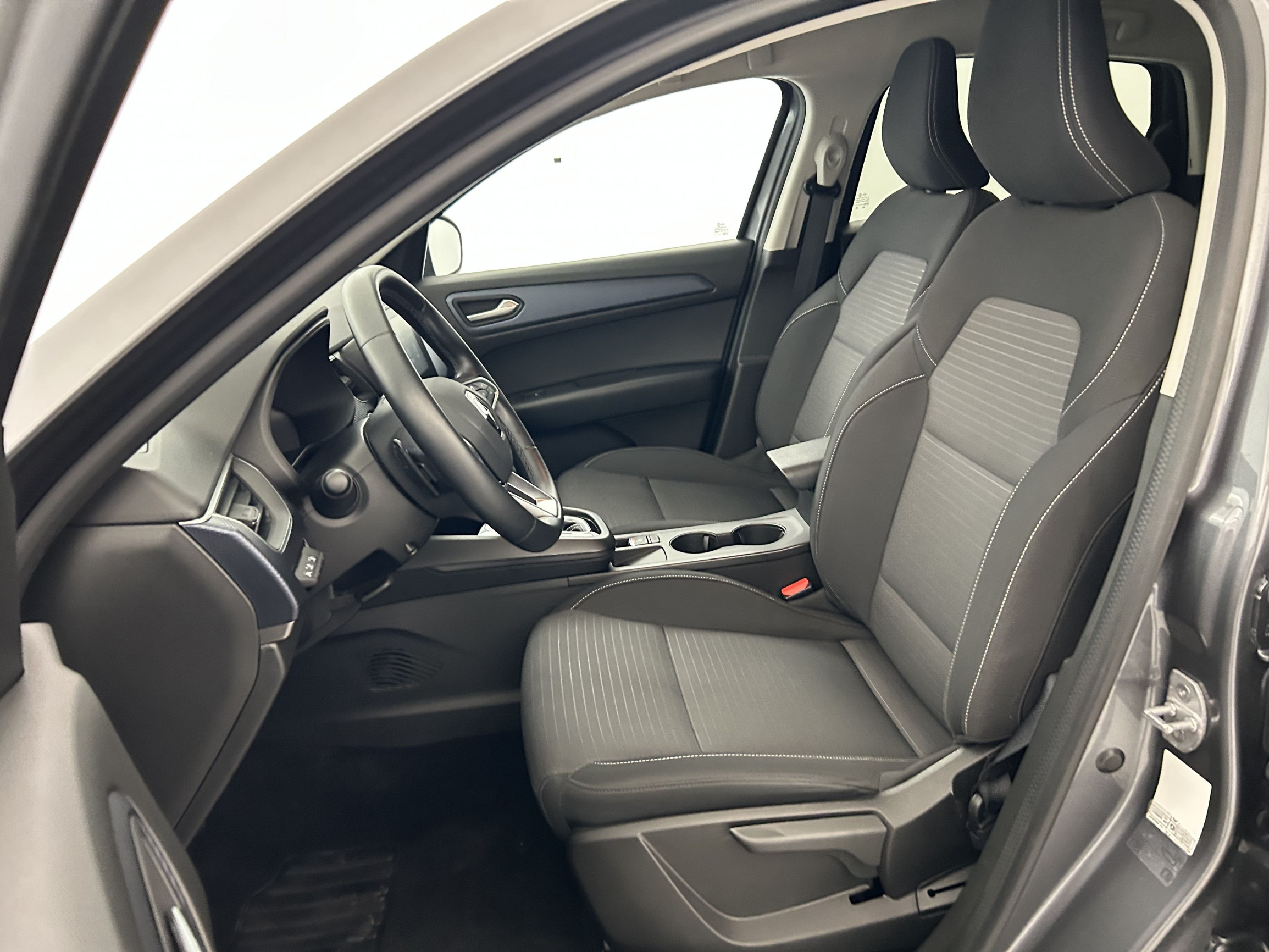 Vente en ligne Renault Arkana  mild hybrid 140 EDC FAP - 22 au prix de 21 590 €